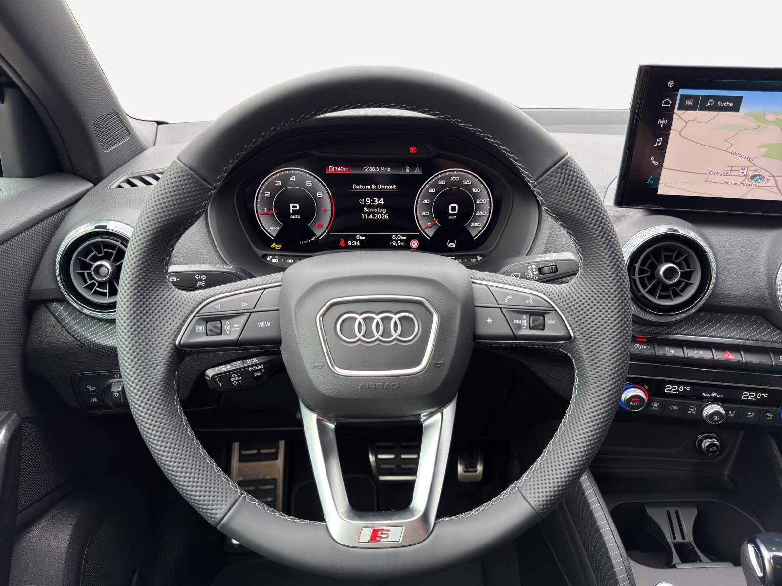 AUDI Q2 40 TFSI S line quattro S-tronic-image-9