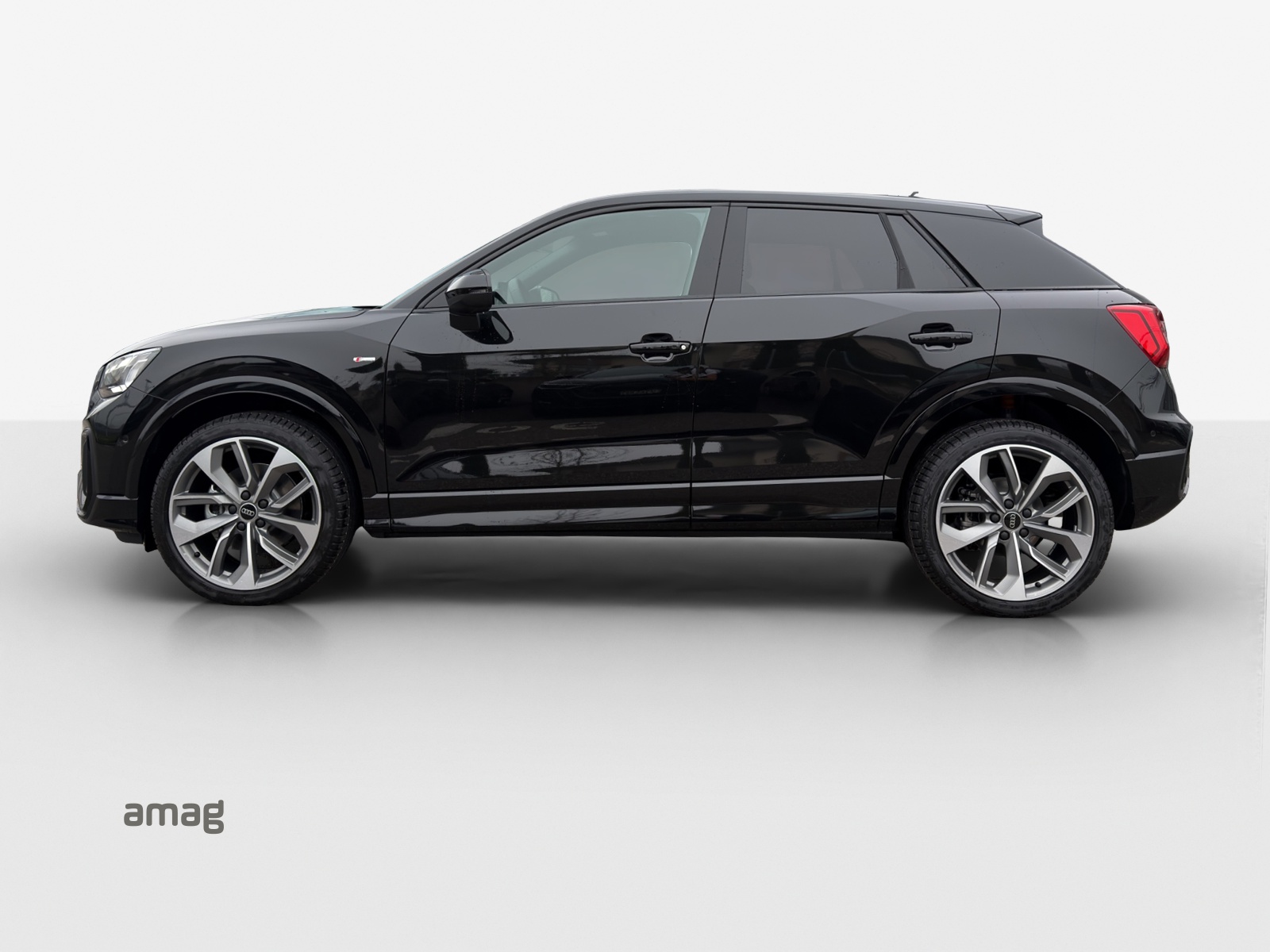 AUDI Q2 40 TFSI S line quattro S-tronic-image-1