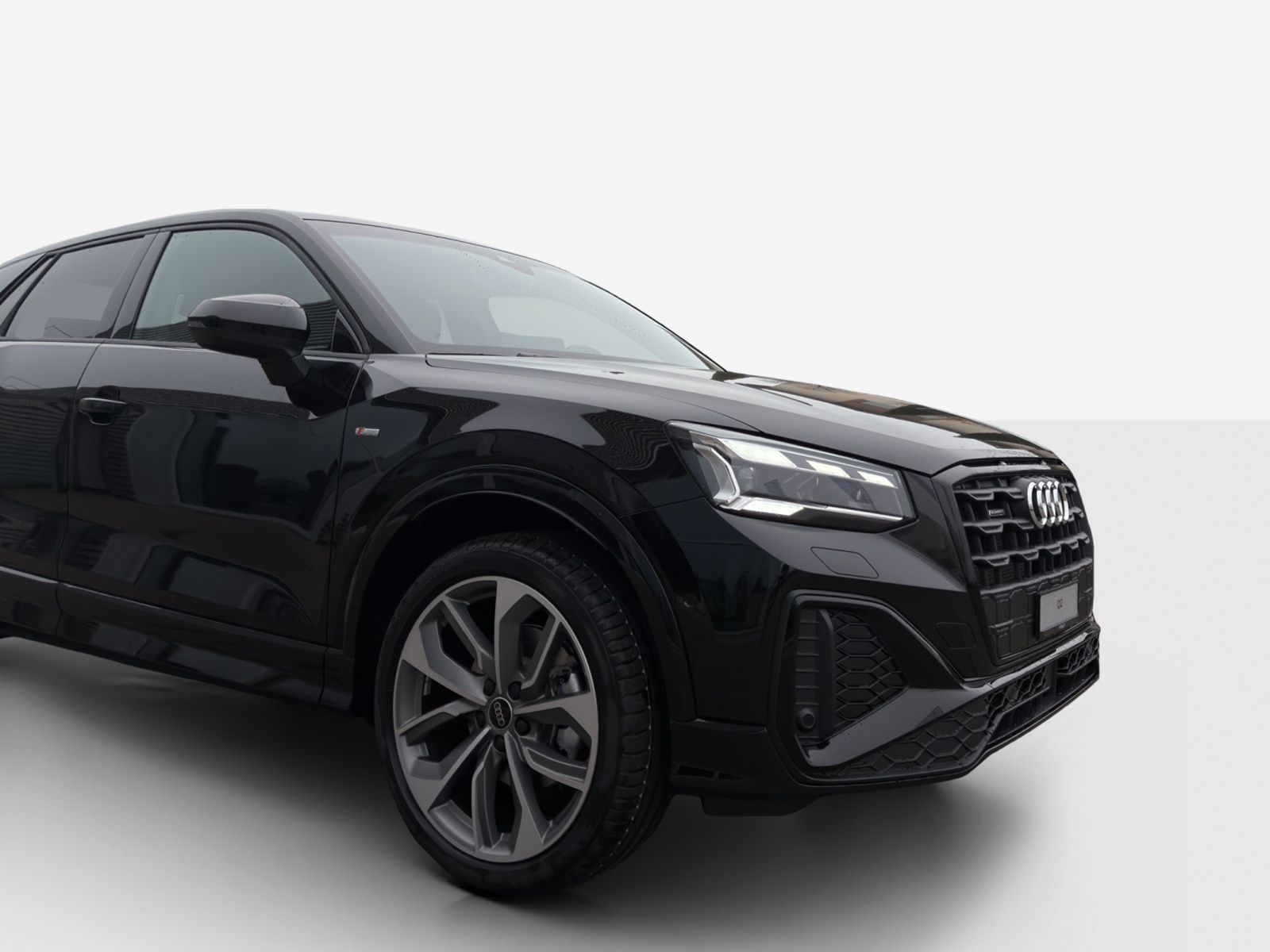 AUDI Q2 40 TFSI S line quattro S-tronic-image-14