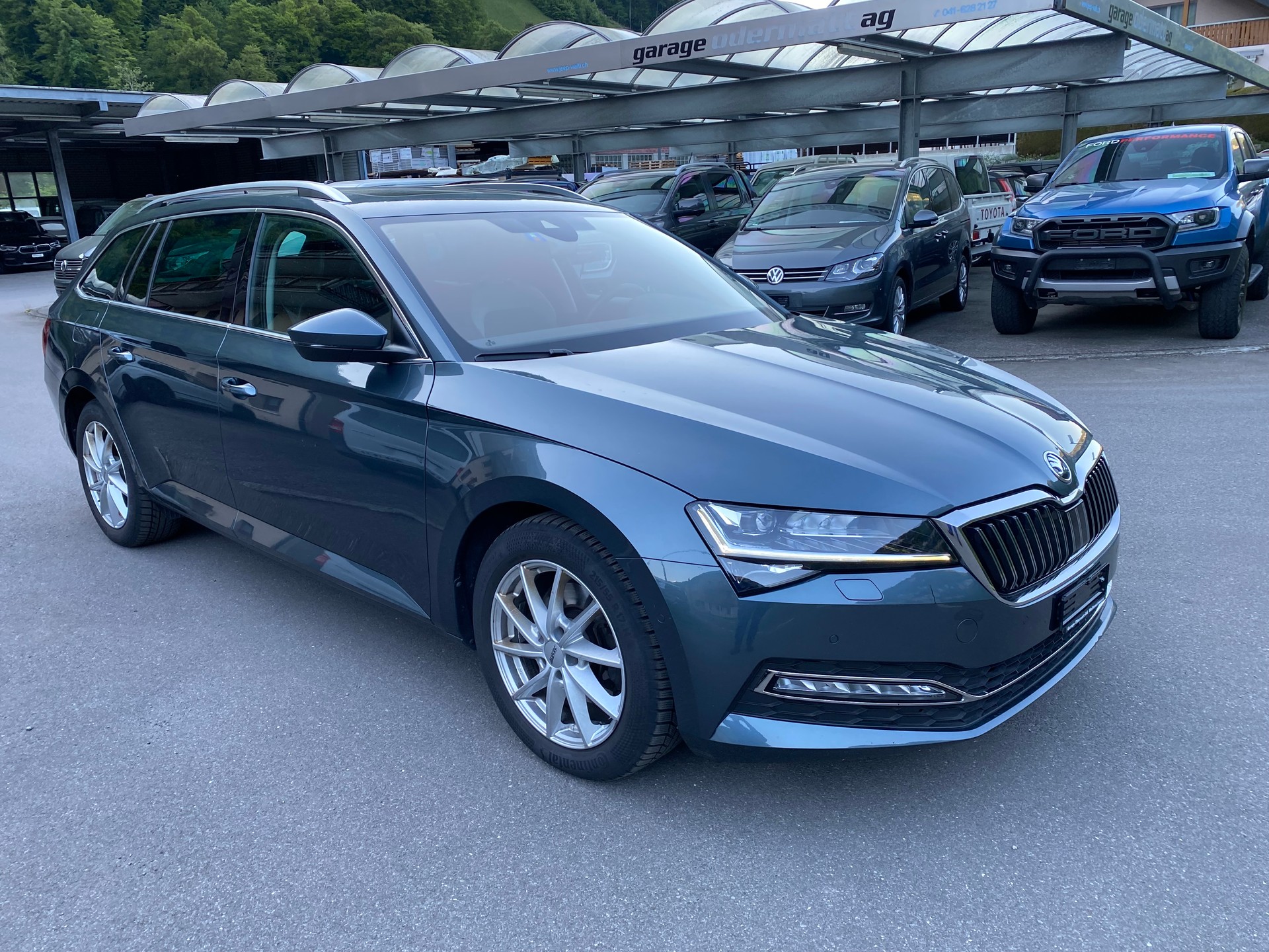 SKODA Superb Combi 2.0 TDi Style 4x4 DSG-image-13