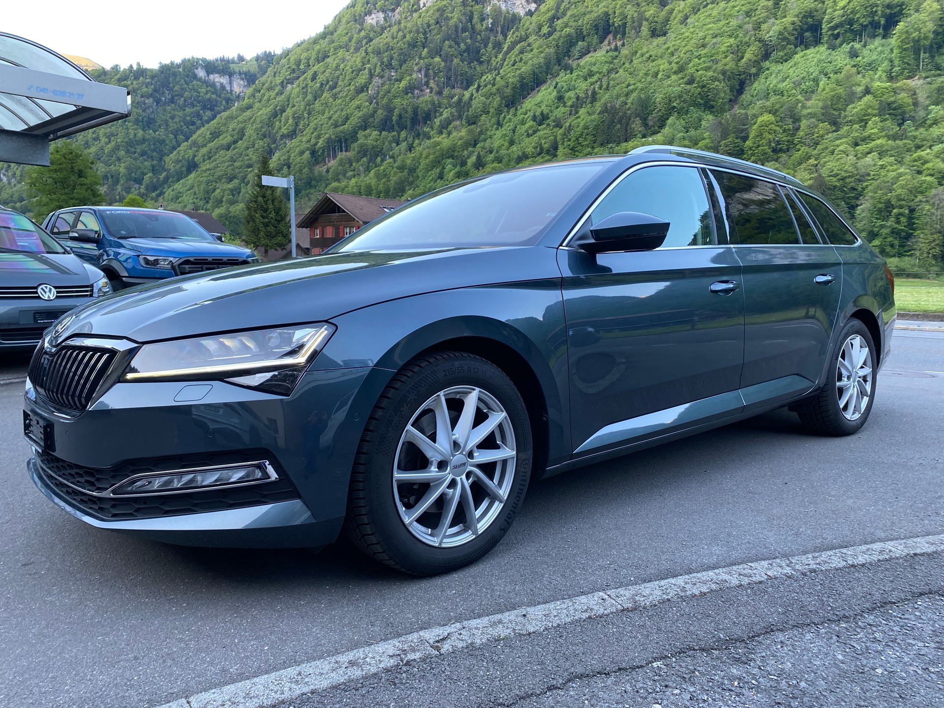 SKODA Superb Combi 2.0 TDi Style 4x4 DSG-image-1