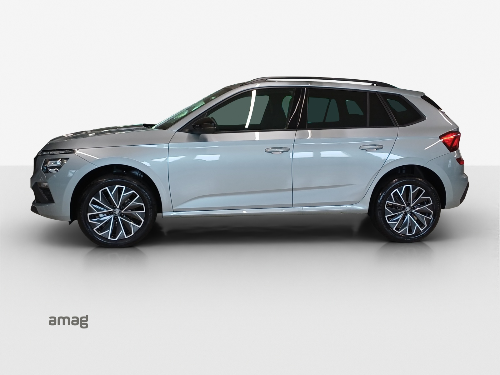 SKODA Kamiq 1.5 TSI Dynamic DSG-showroom-element-1