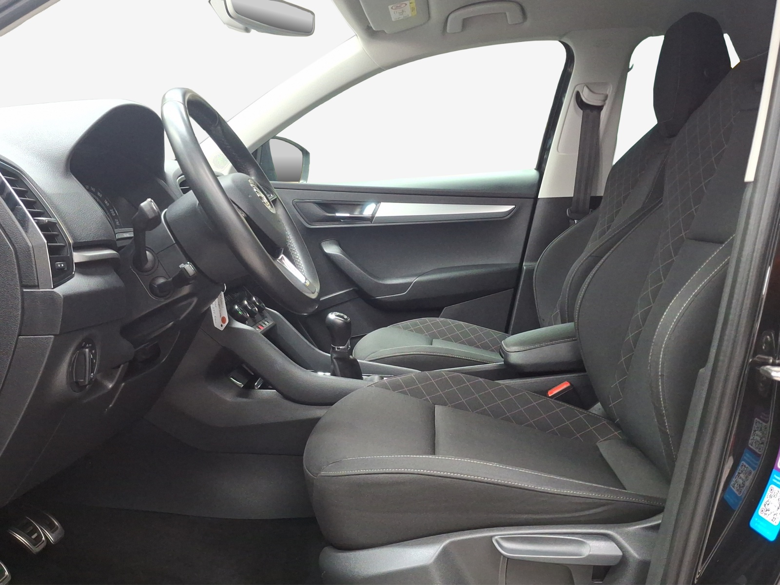 SKODA Karoq 2.0 TDI CR Ambition 4x4-image-7