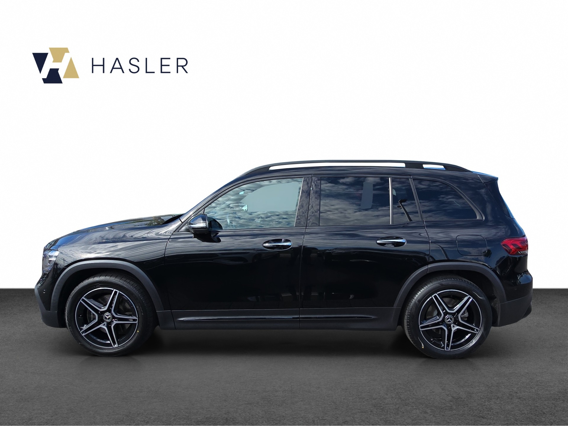 MERCEDES-BENZ GLB 250 4Matic AMG Line 8G-Tronic-image-2