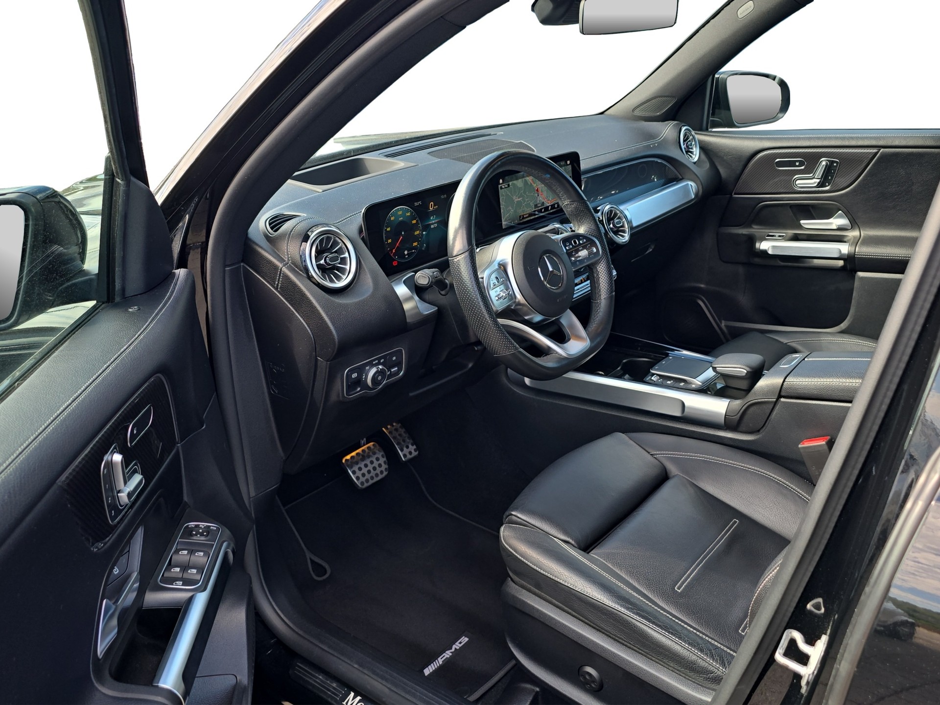MERCEDES-BENZ GLB 250 4Matic AMG Line 8G-Tronic-image-6