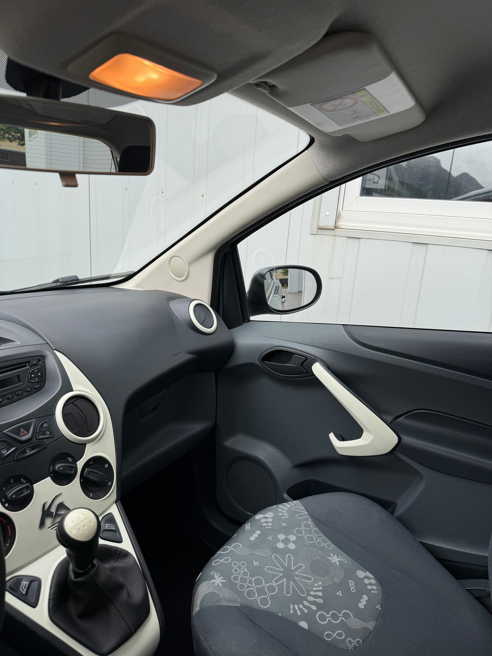 FORD KA 1.25 Titanium+ *KLIMA* MFK*-image-17
