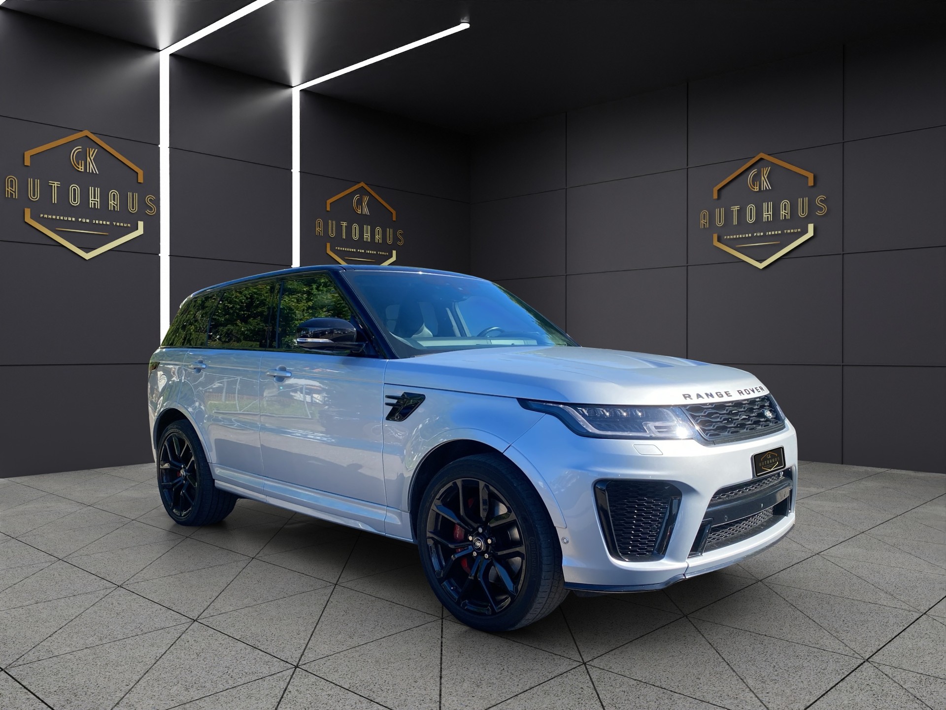 LAND ROVER Range Rover Sport 575 5.0 V8 S/C SVR Carbon Automatic-image-7