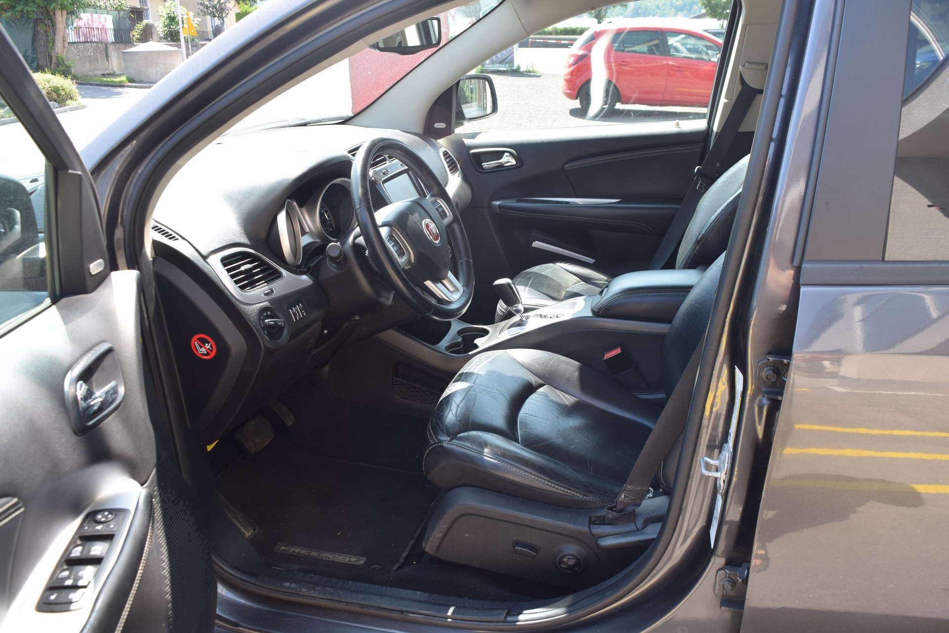 FIAT Freemont 2.0 MJ Lounge AWD Automat-image-15