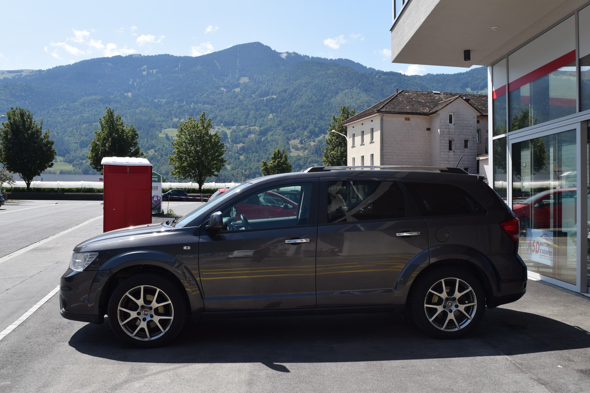 FIAT Freemont 2.0 MJ Lounge AWD Automat-showroom-element-3