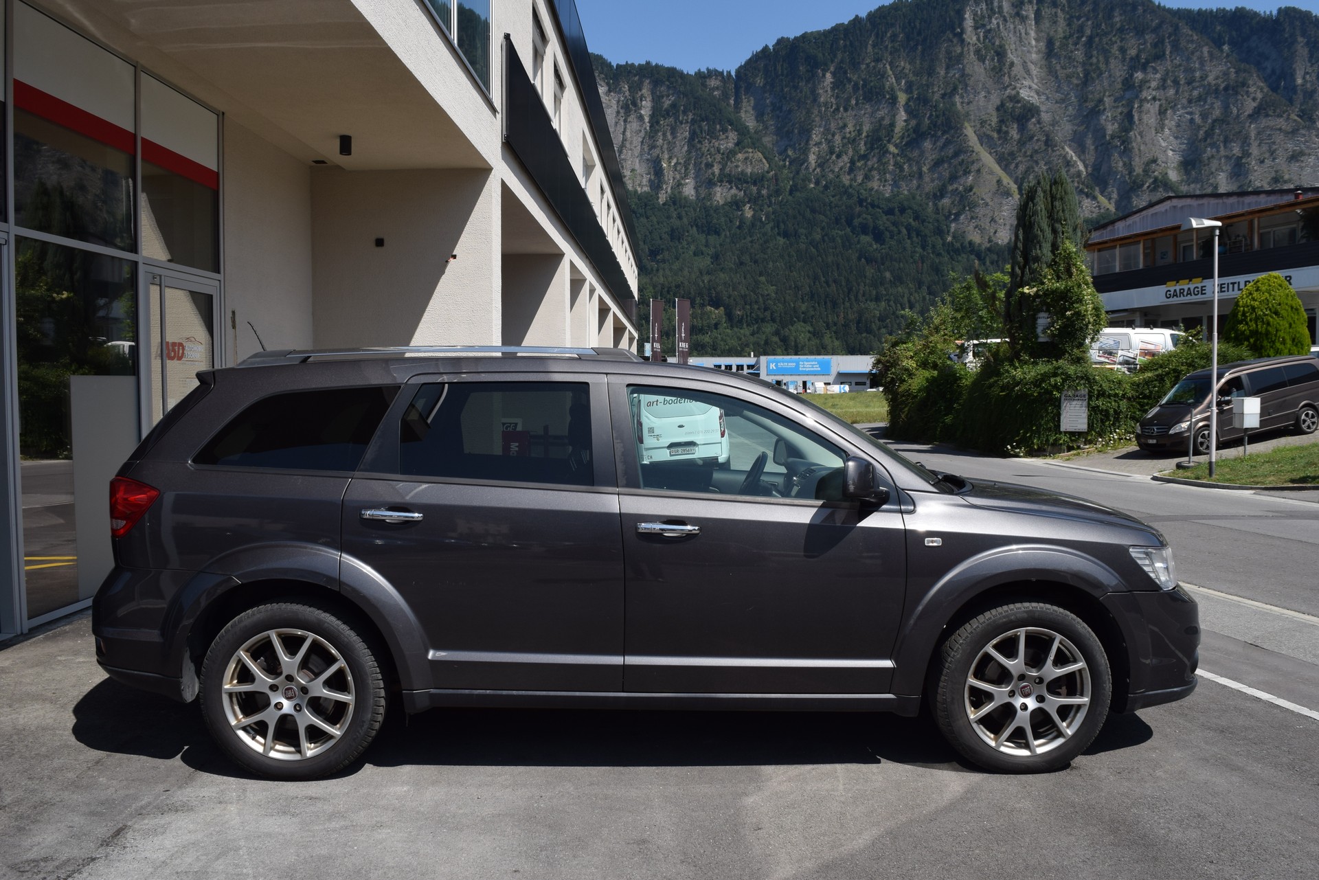FIAT Freemont 2.0 MJ Lounge AWD Automat-image-8