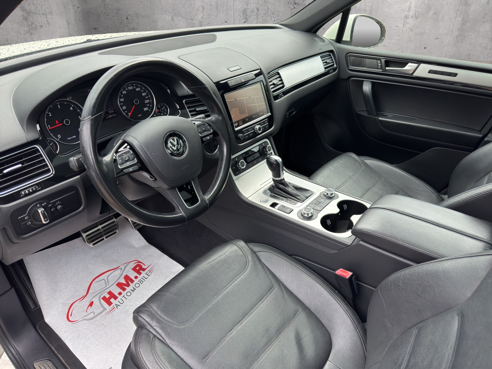 VW Touareg 3.0 TDI BlueMotion Technology Tiptronic-image-8