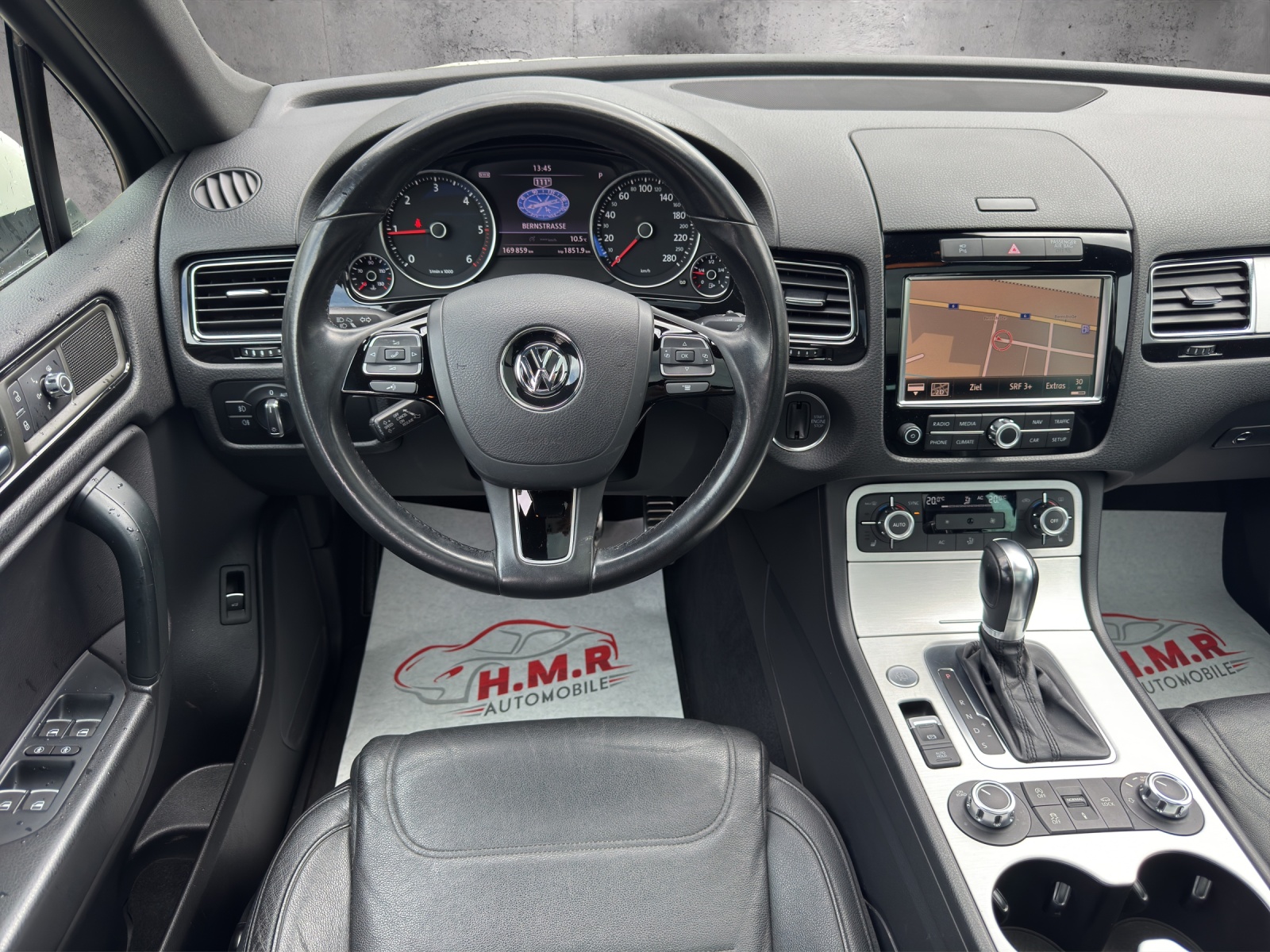 VW Touareg 3.0 TDI BlueMotion Technology Tiptronic-image-11