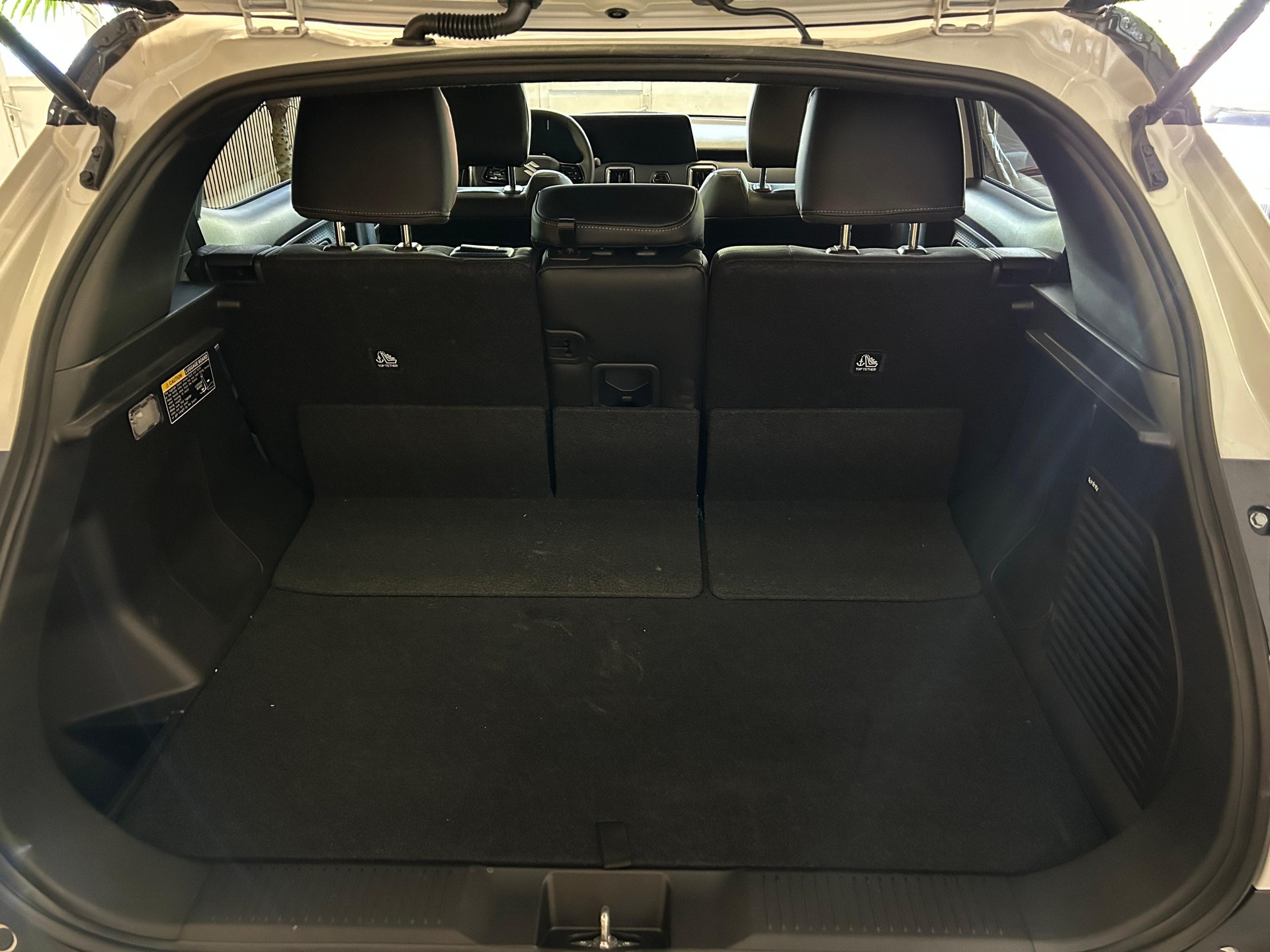 SUZUKI e Vitara Sakura Top 4x4-image-20