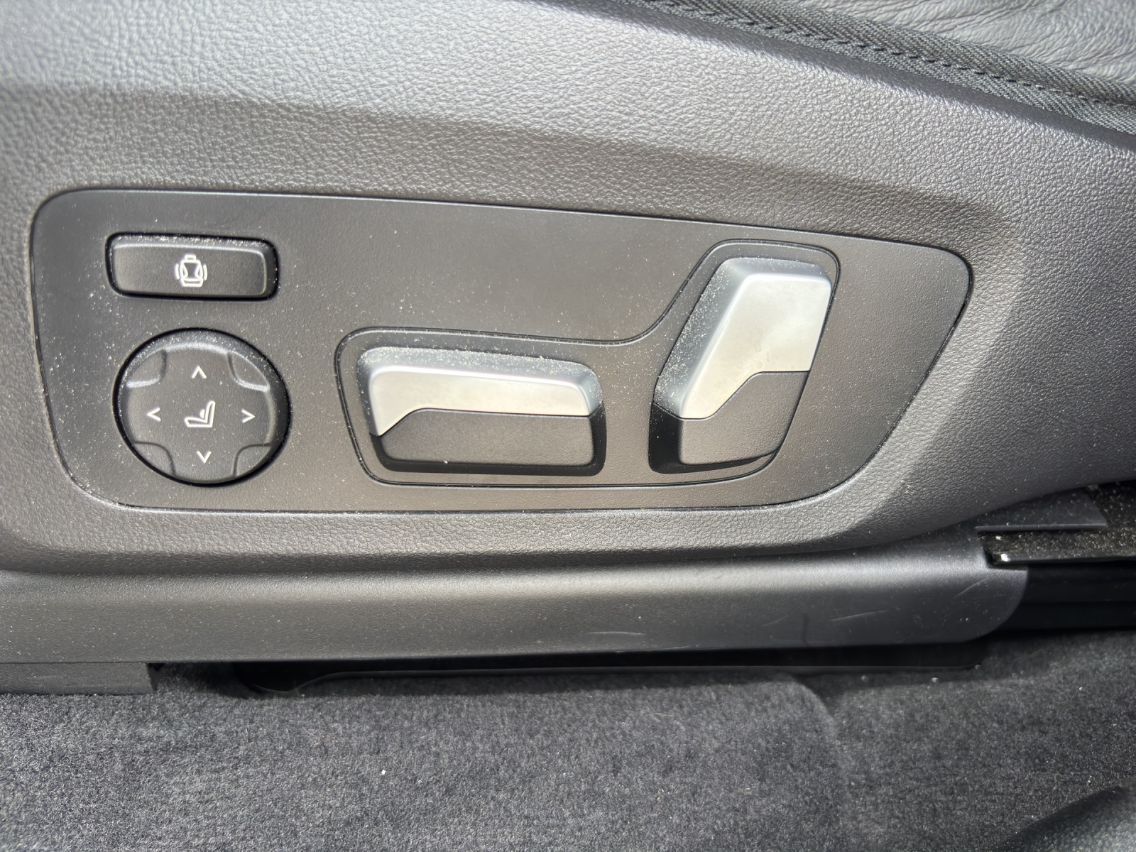 BMW iX3 E-Motor Impressive-image-16