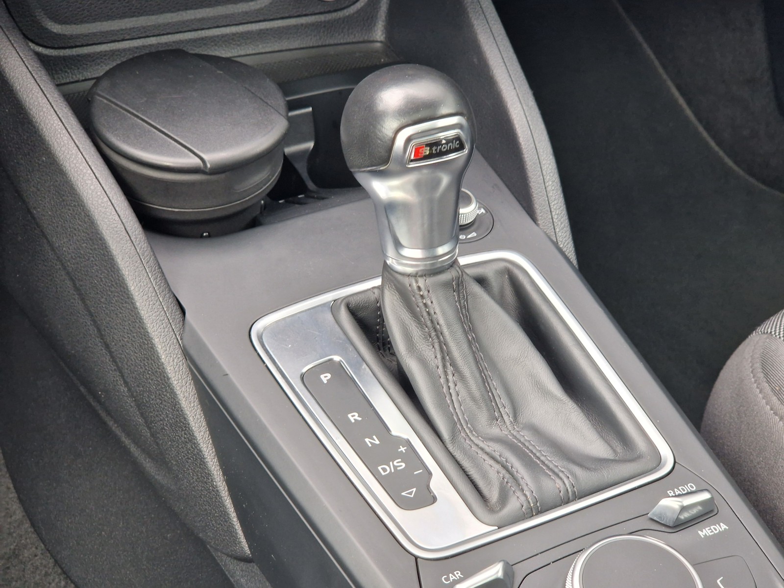 Audi Q2 2.0 TDI quattro — photo 7