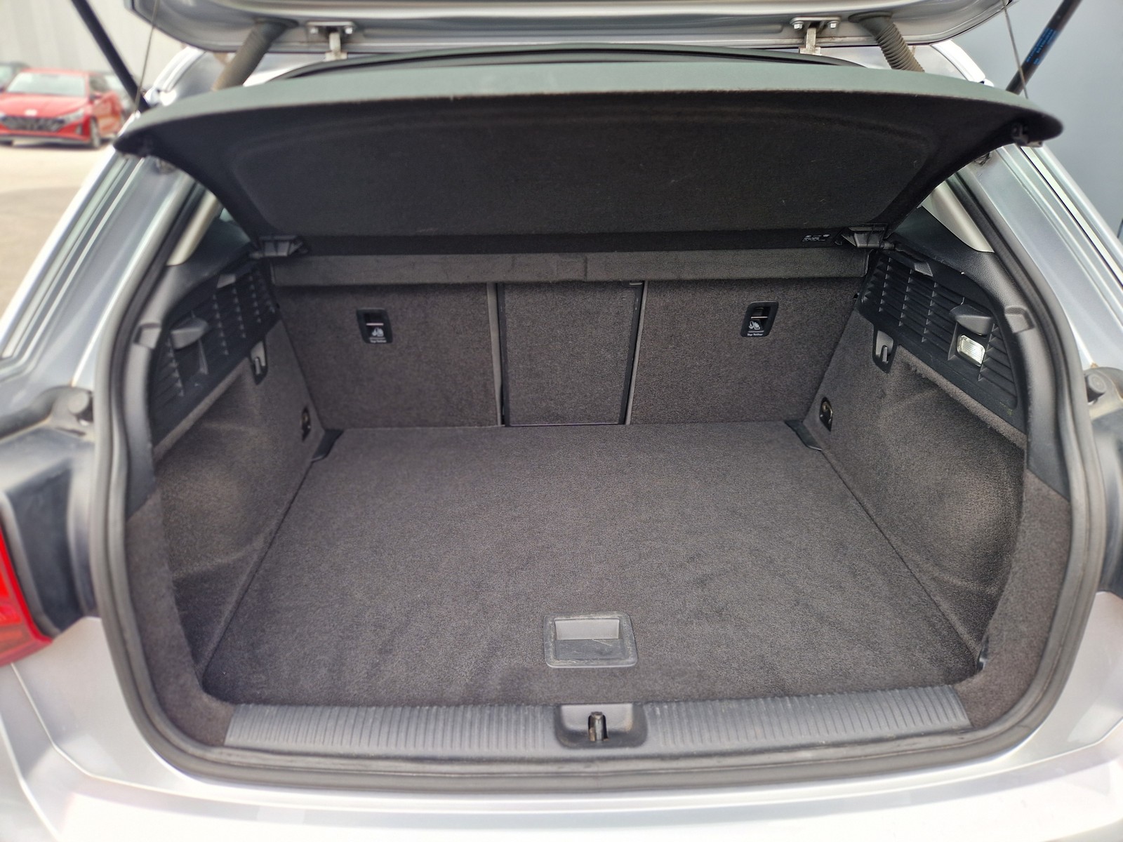 Audi Q2 2.0 TDI quattro — photo 3