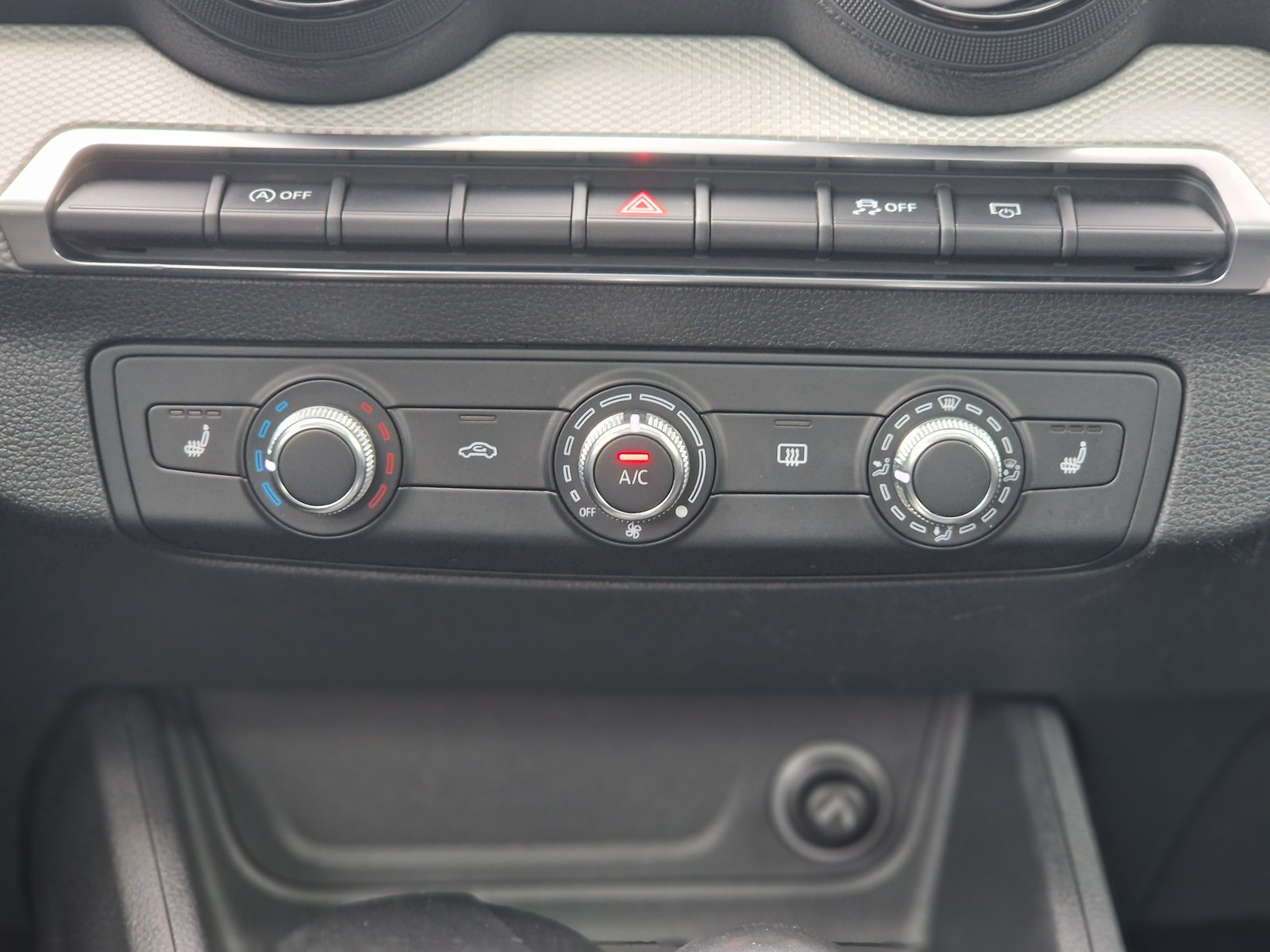 Audi Q2 2.0 TDI quattro — photo 9