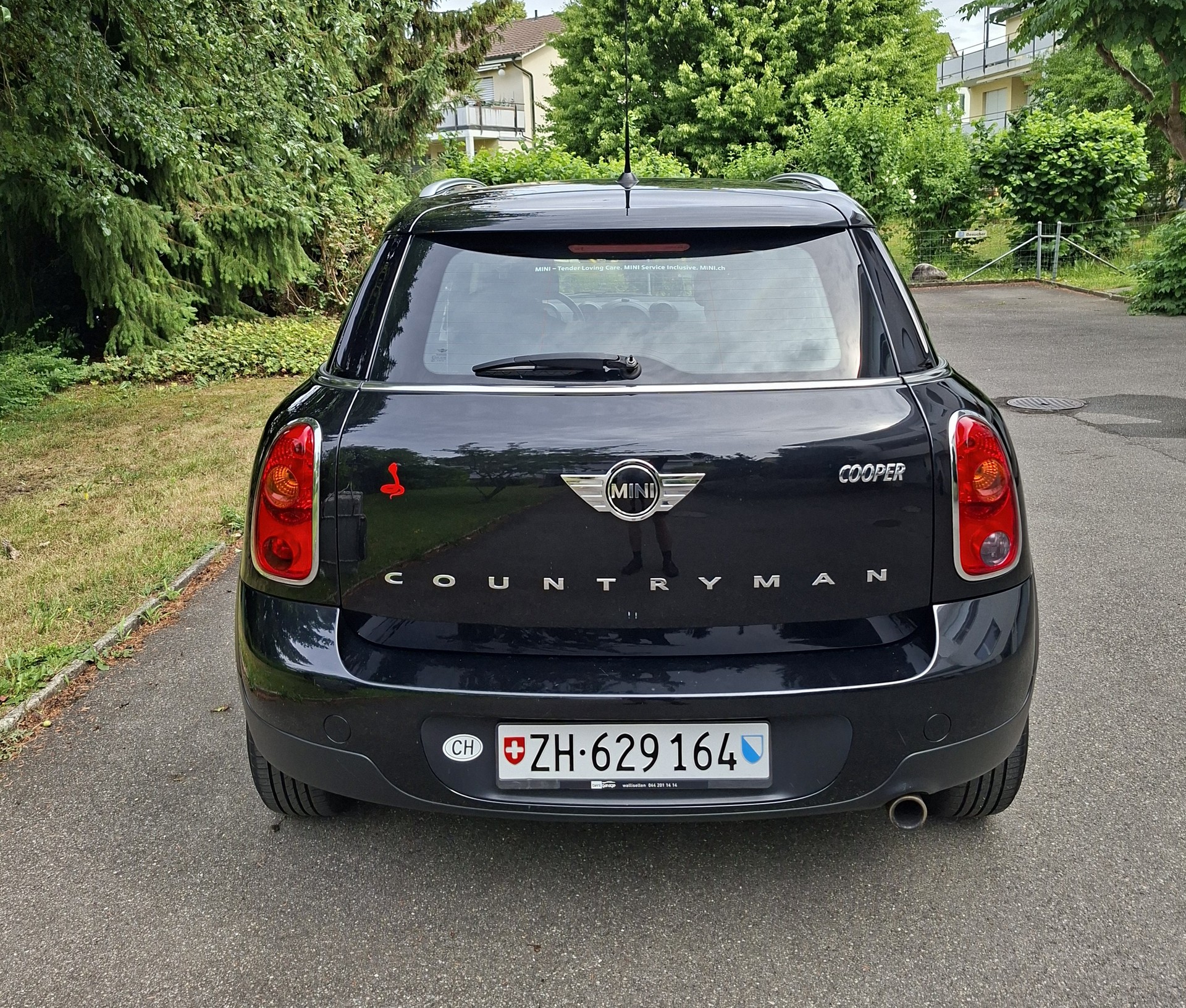 MINI 1.6i Cooper ALL4-image-3