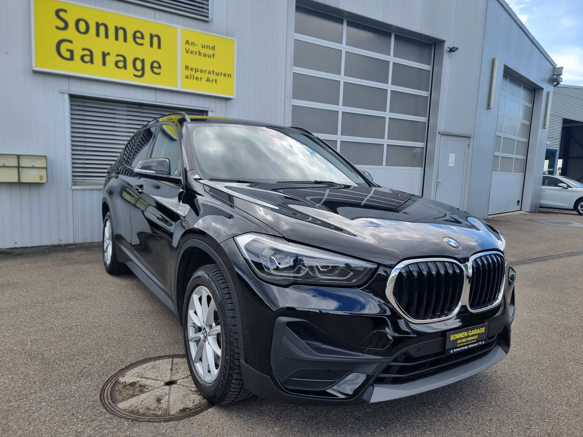 BMW X1 xDrive 20i Steptronic-image-2