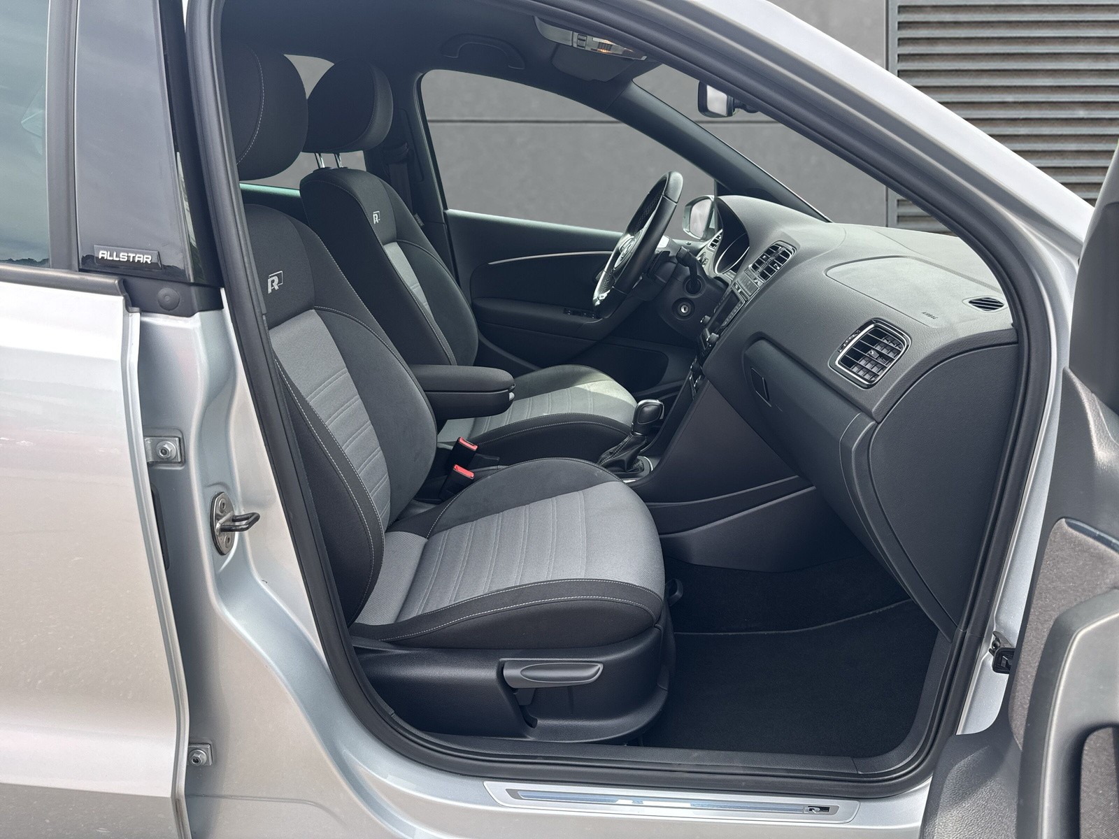 VW Polo 1.2 TSI BMT Allstar R-Line DSG-image-9