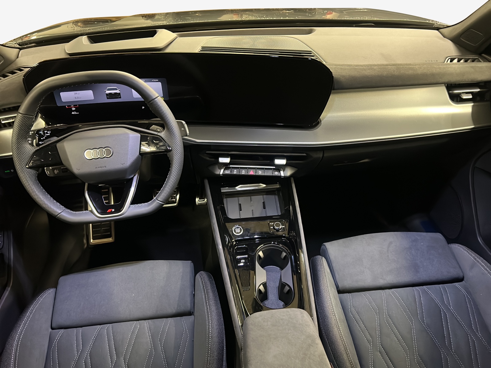AUDI Q3 SUV 110 kW TFSI S tronic-image-8