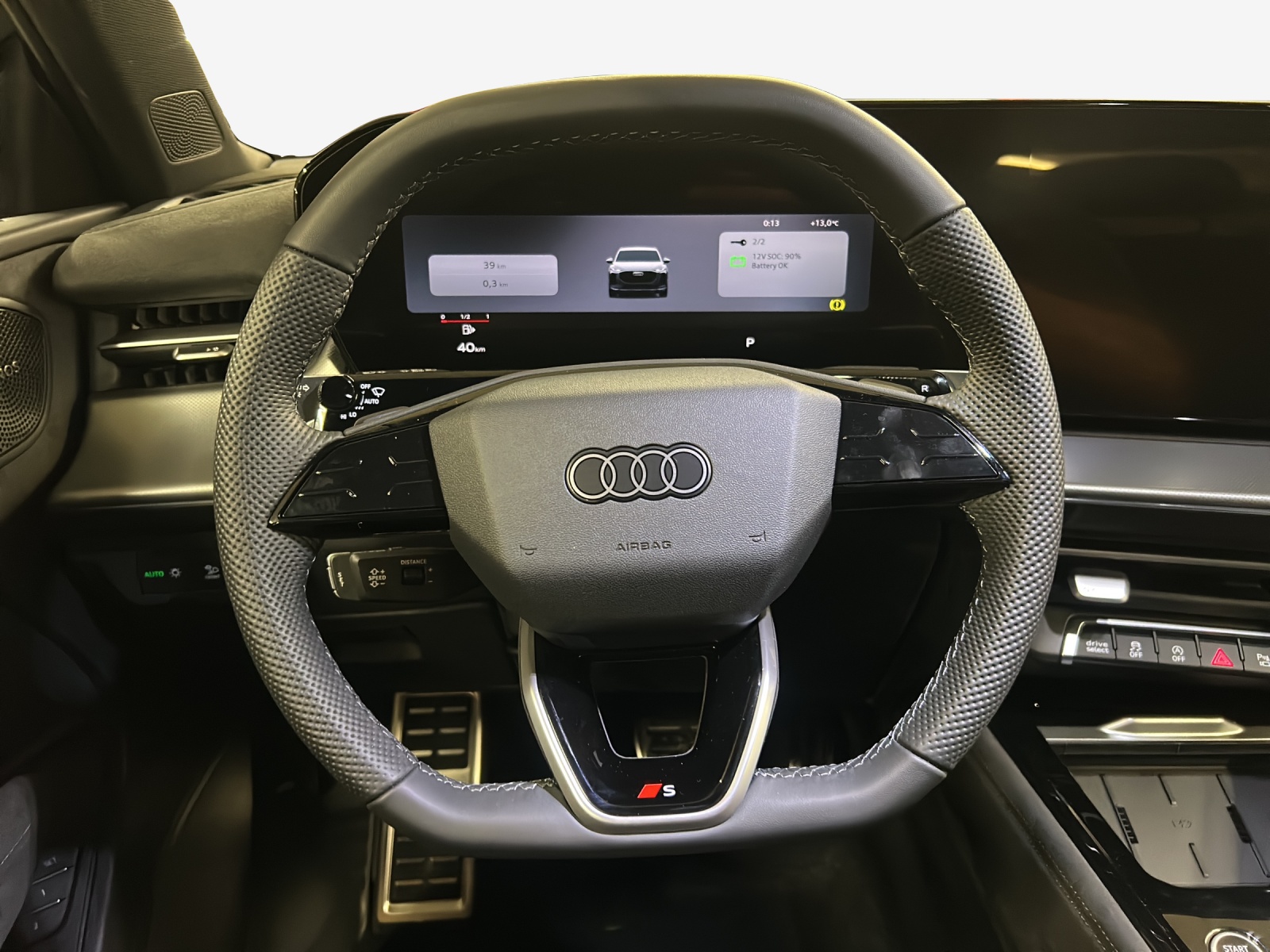 AUDI Q3 SUV 110 kW TFSI S tronic-image-9