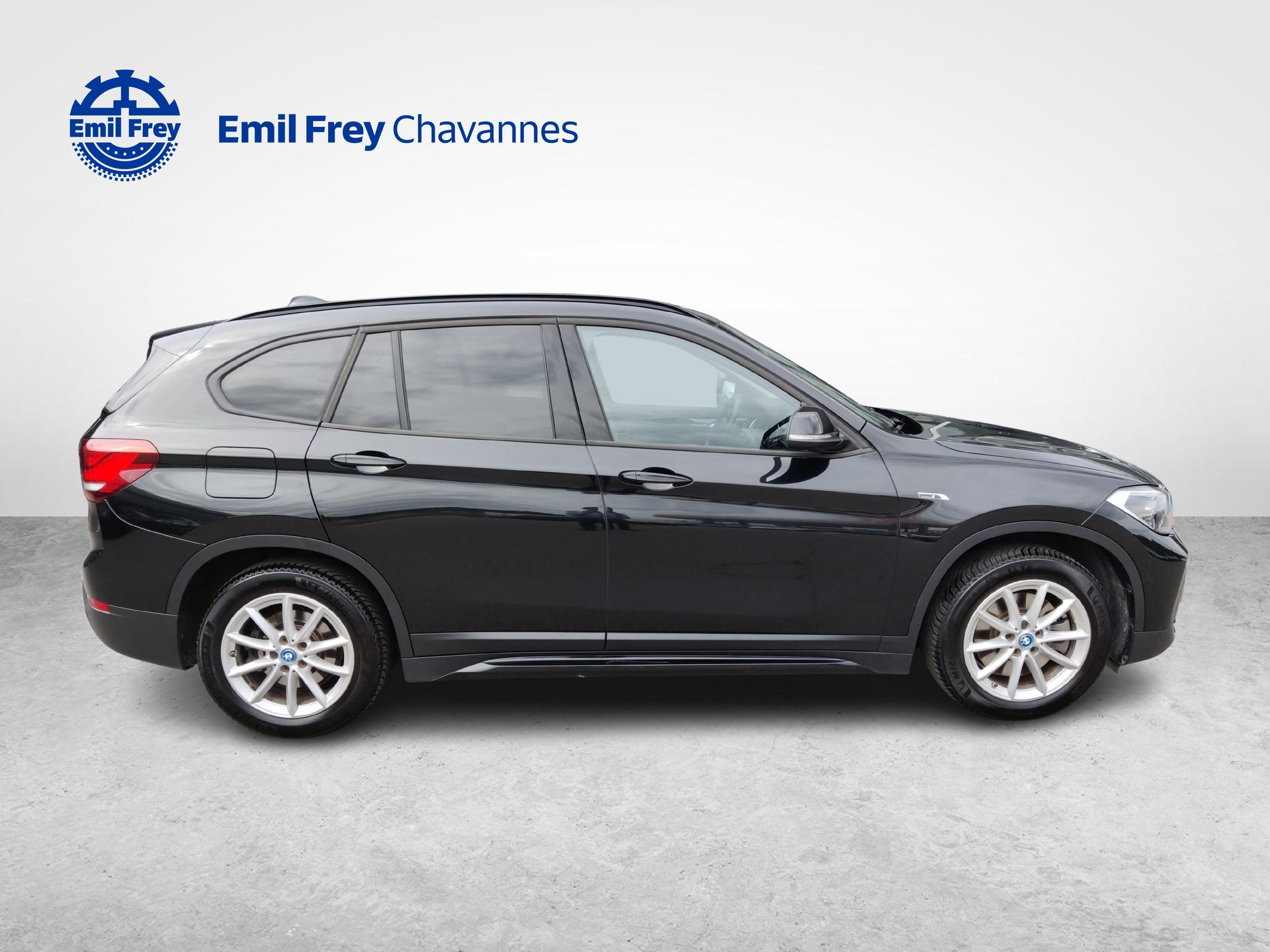 BMW X1 25e xDrive Sport Line-image-6