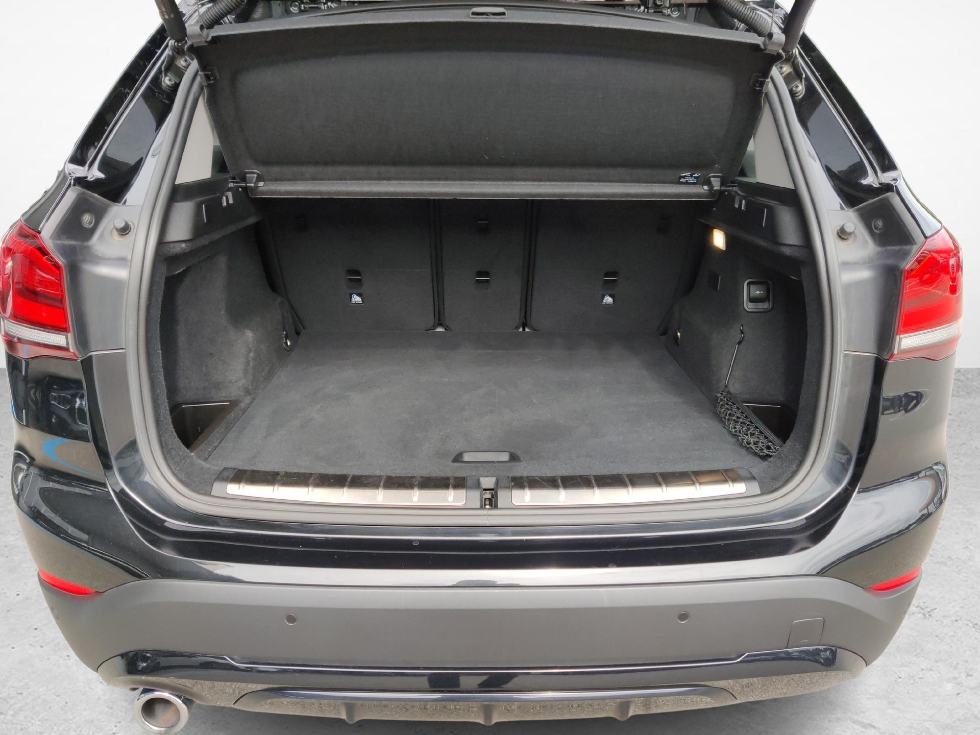BMW X1 25e xDrive Sport Line-image-18