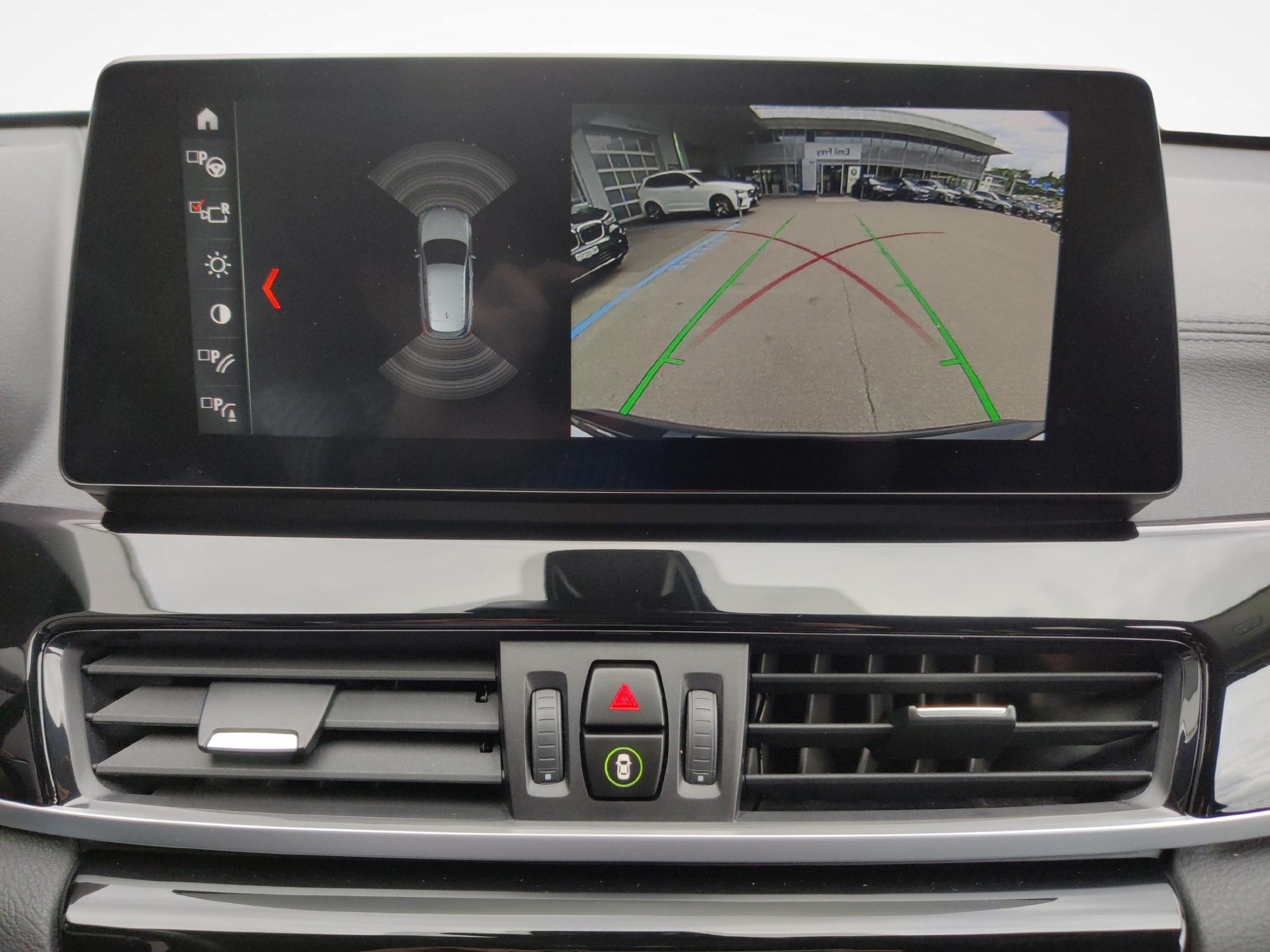 BMW X1 25e xDrive Sport Line-image-14