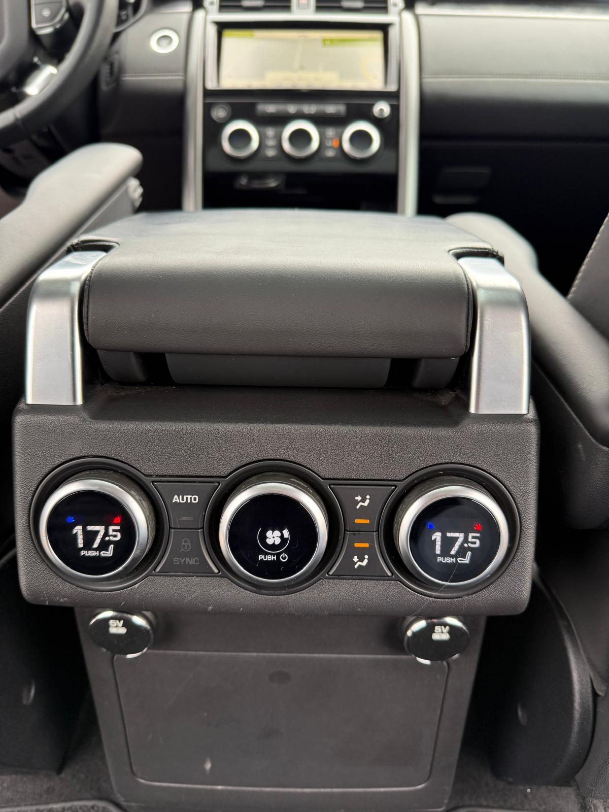 LAND ROVER Discovery 3.0 TDV6 First Edition-image-18