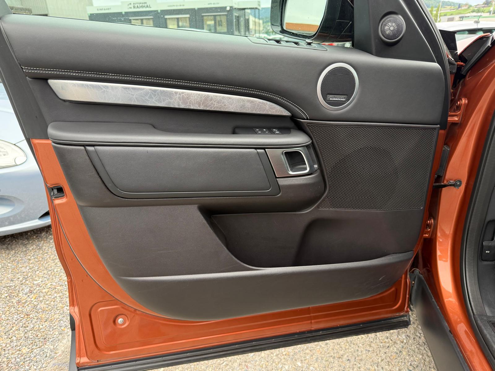 LAND ROVER Discovery 3.0 TDV6 First Edition-image-17