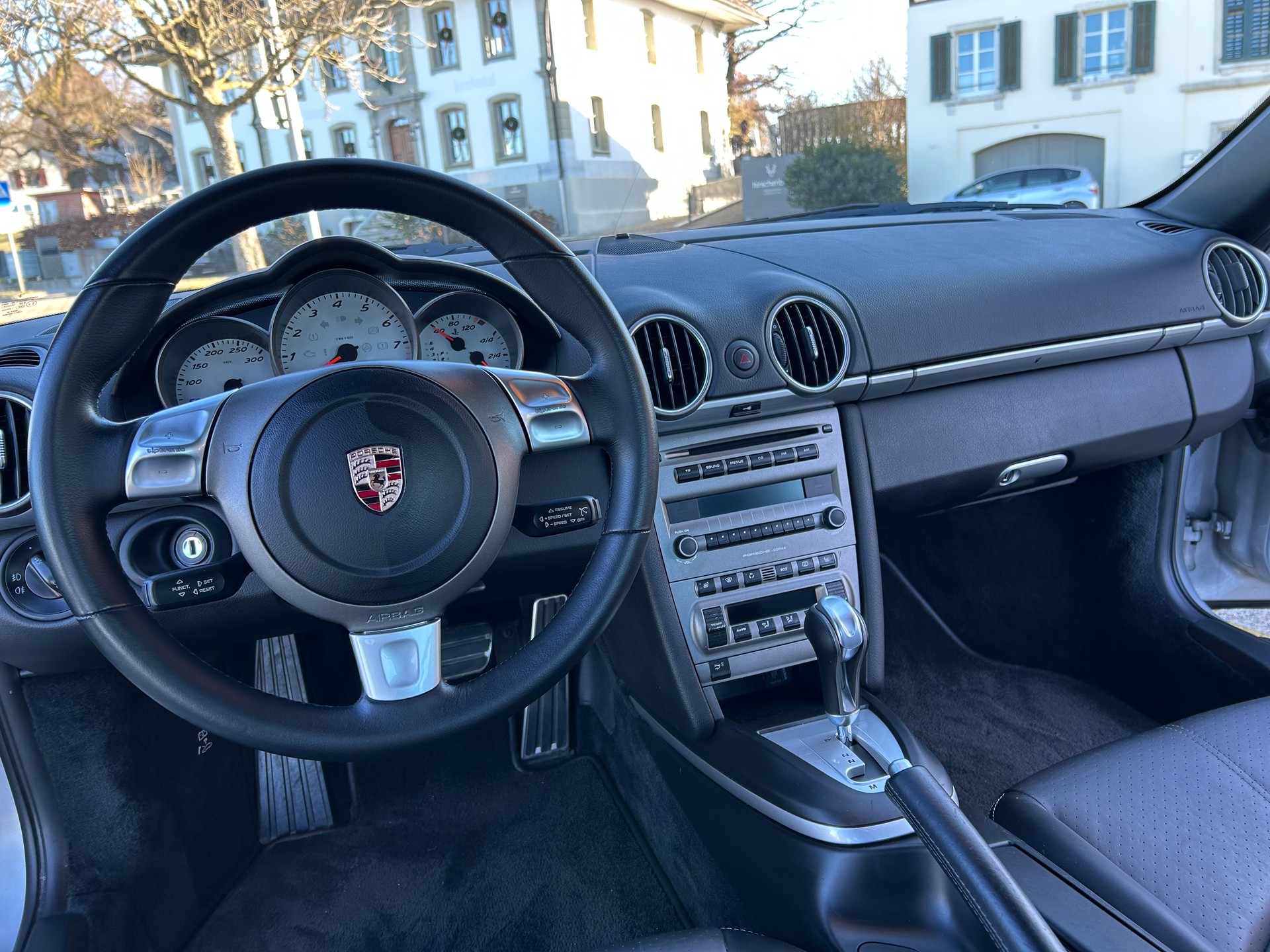 PORSCHE 3.4 295 S Tiptronic-image-2
