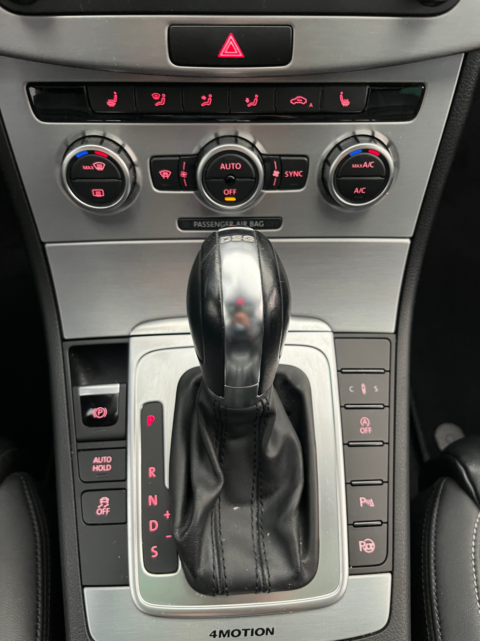 VW CC 2.0 TDI BMT R-Line 4Motion DSG-image-12