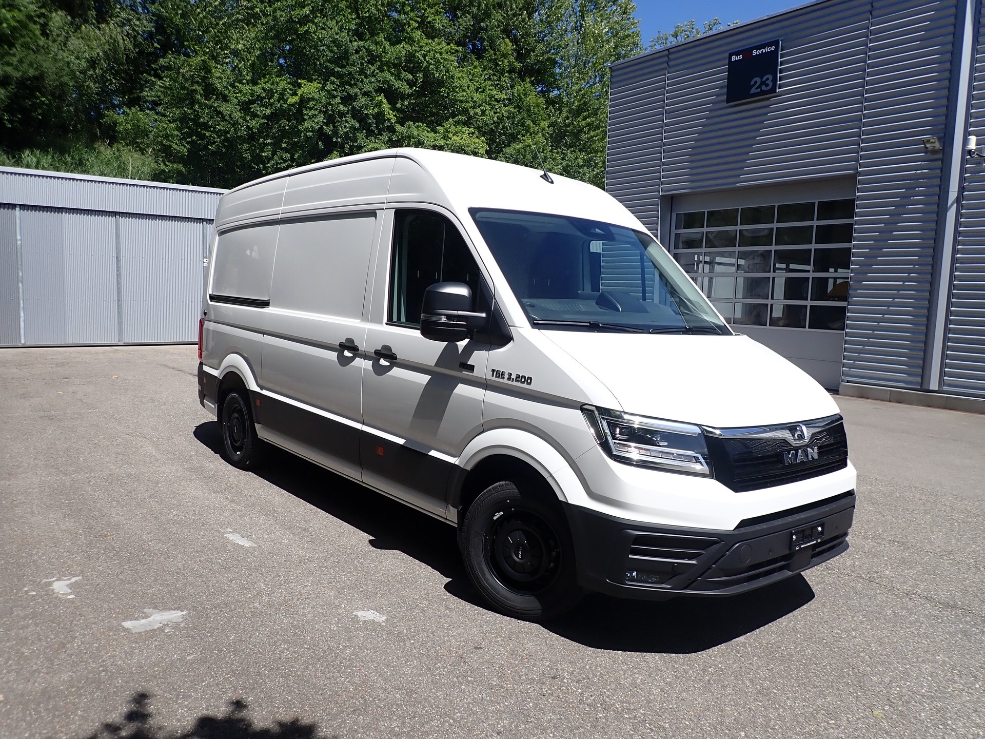 MAN TGE 3.200 4x4 Kastenwagen
