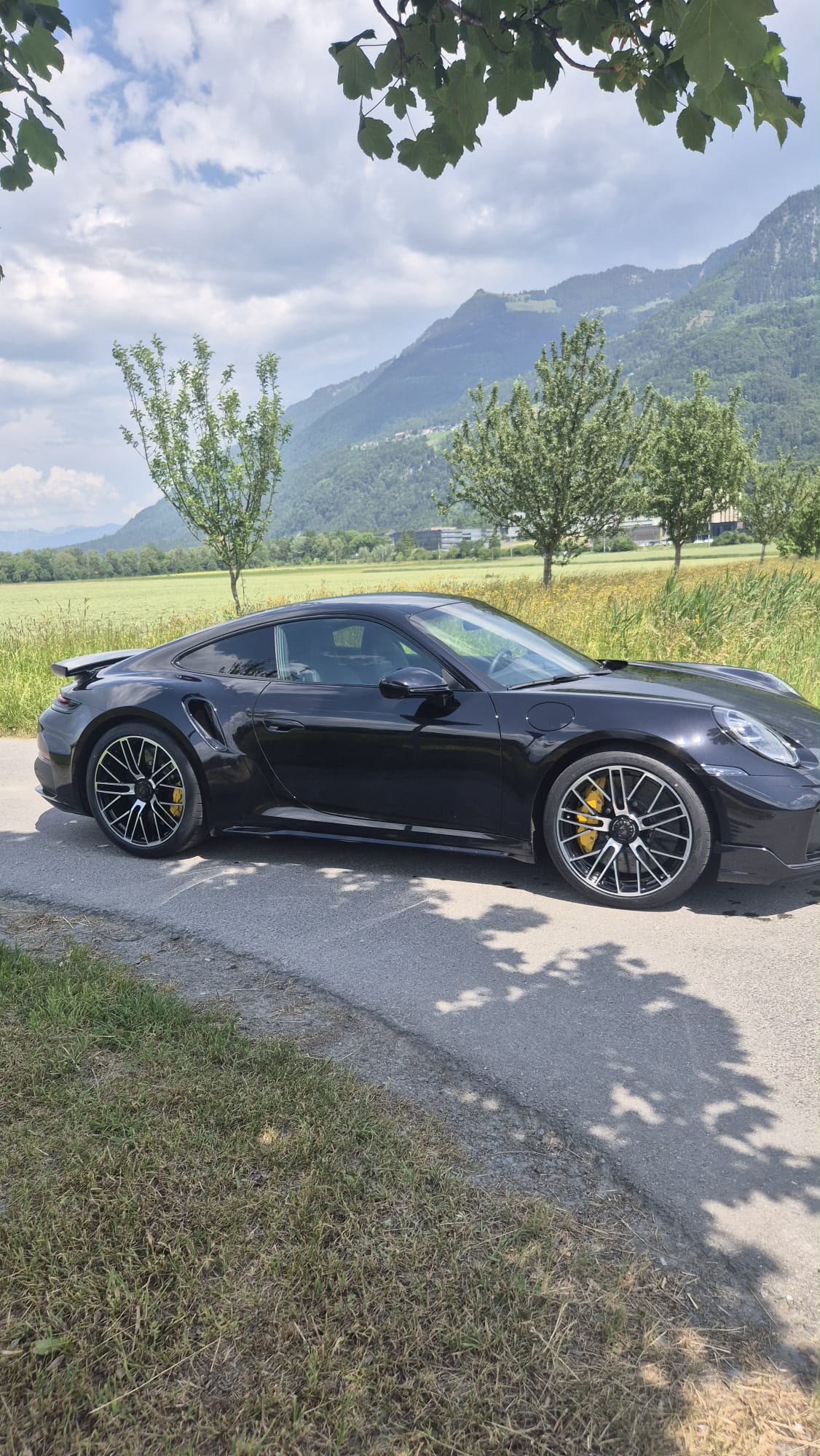 PORSCHE 911 Turbo S PDK-image-2