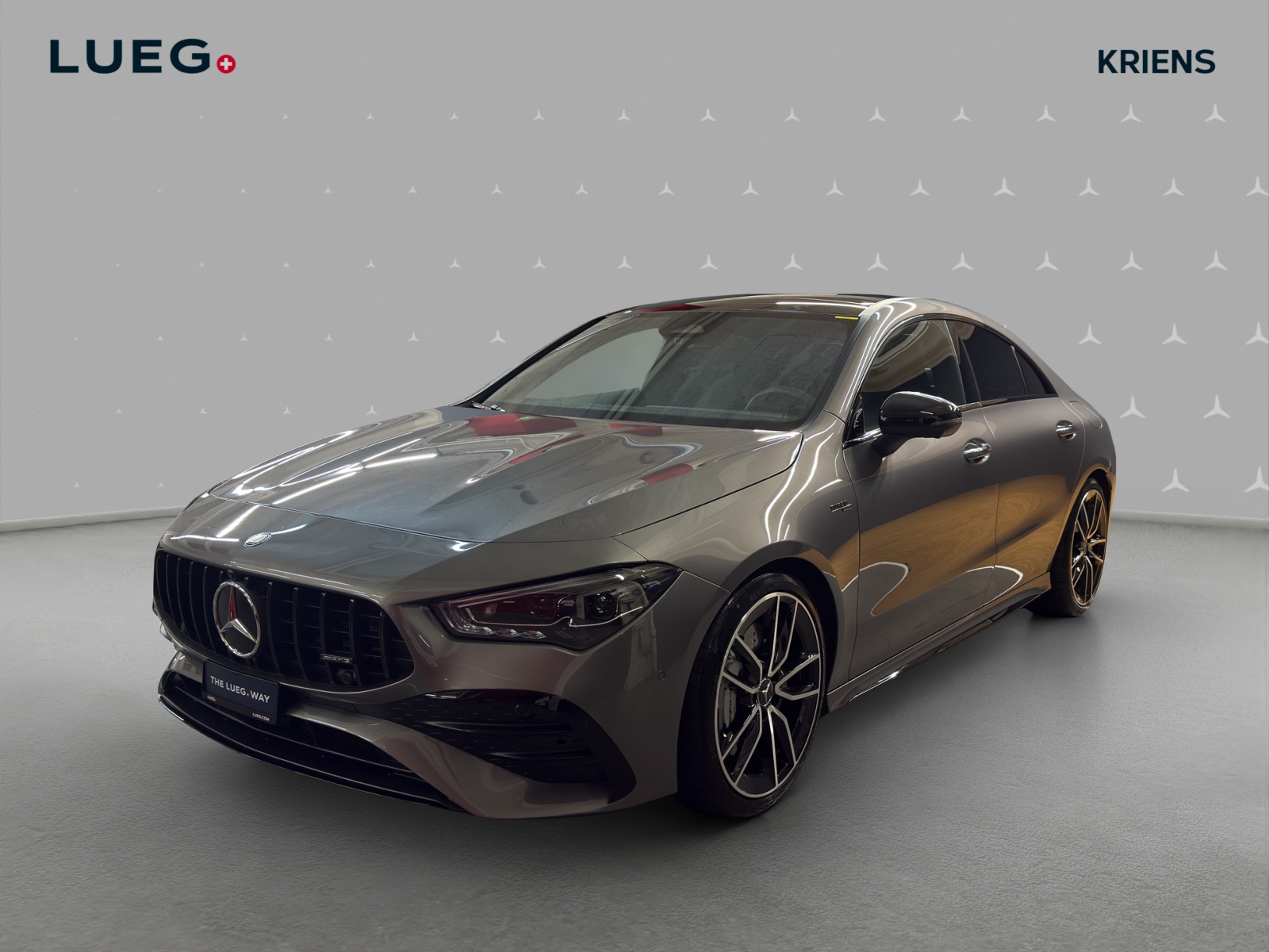 MERCEDES-BENZ CLA 35 4M - AMG / 360 Grad Kamera / Standheizung / Panorama-Dach-image-0