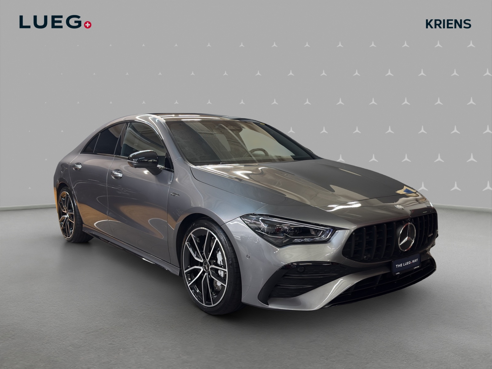 MERCEDES-BENZ CLA 35 4M - AMG / 360 Grad Kamera / Standheizung / Panorama-Dach-image-4