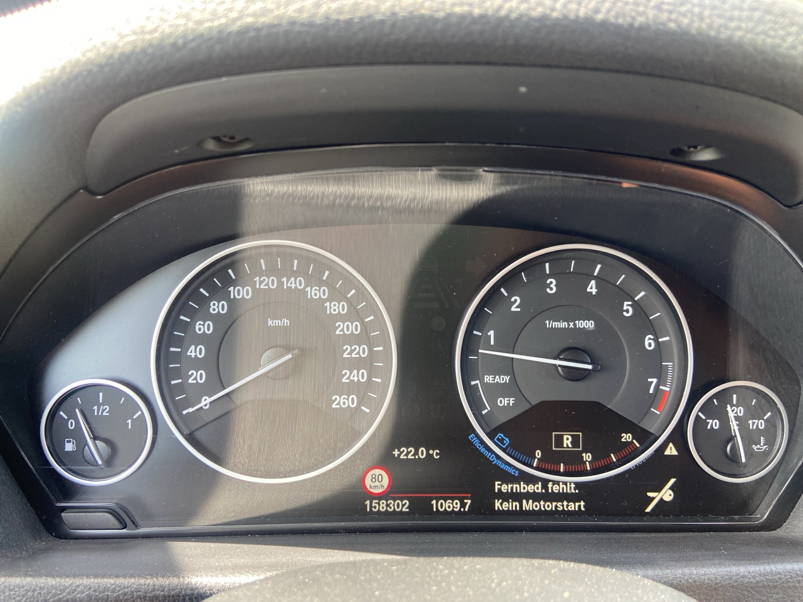 BMW 330i xDrive Luxury Line Steptronic-image-13