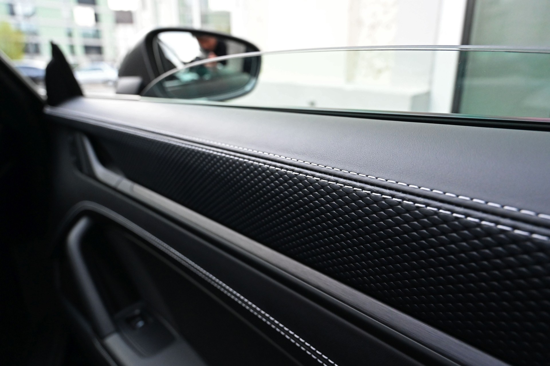 PORSCHE 911 GT3 Touring PDK **Approved Garantie**-image-17