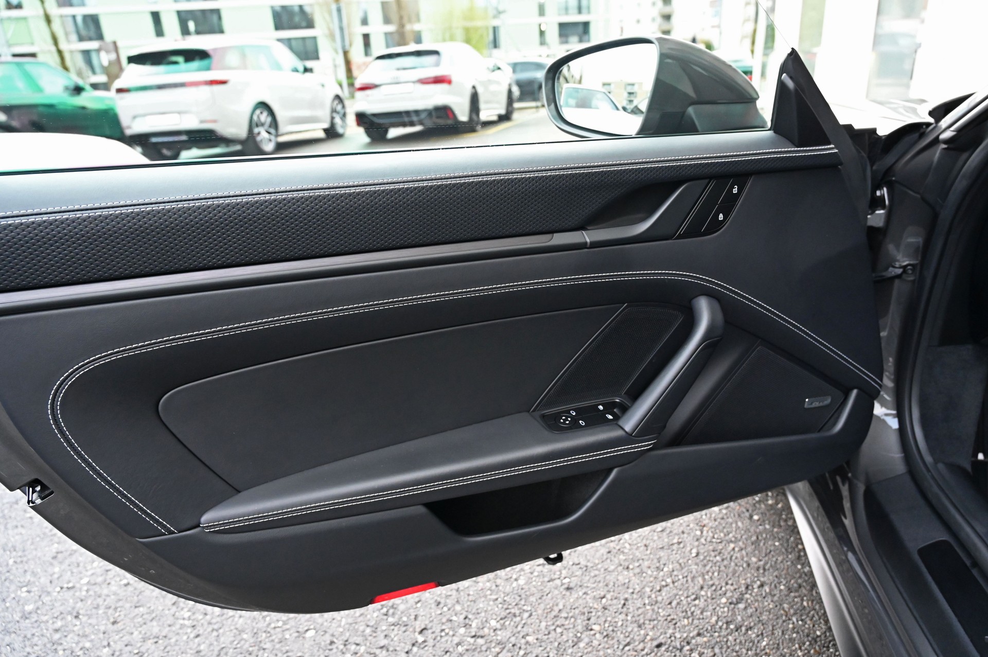 PORSCHE 911 GT3 Touring PDK **Approved Garantie**-image-9