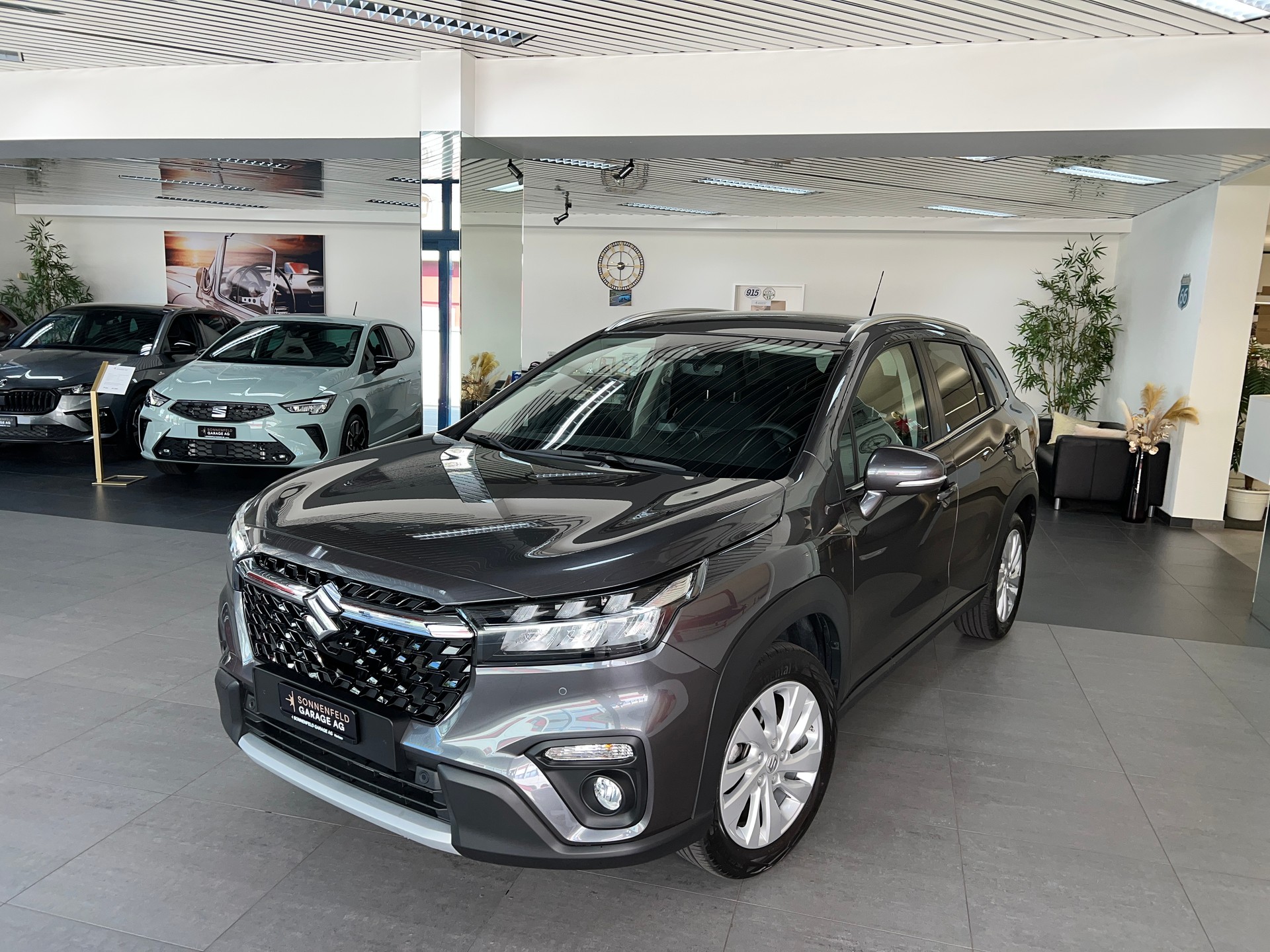 SUZUKI S-Cross 1.4 16V Compact+ MHD 4WD Automatic-image-1