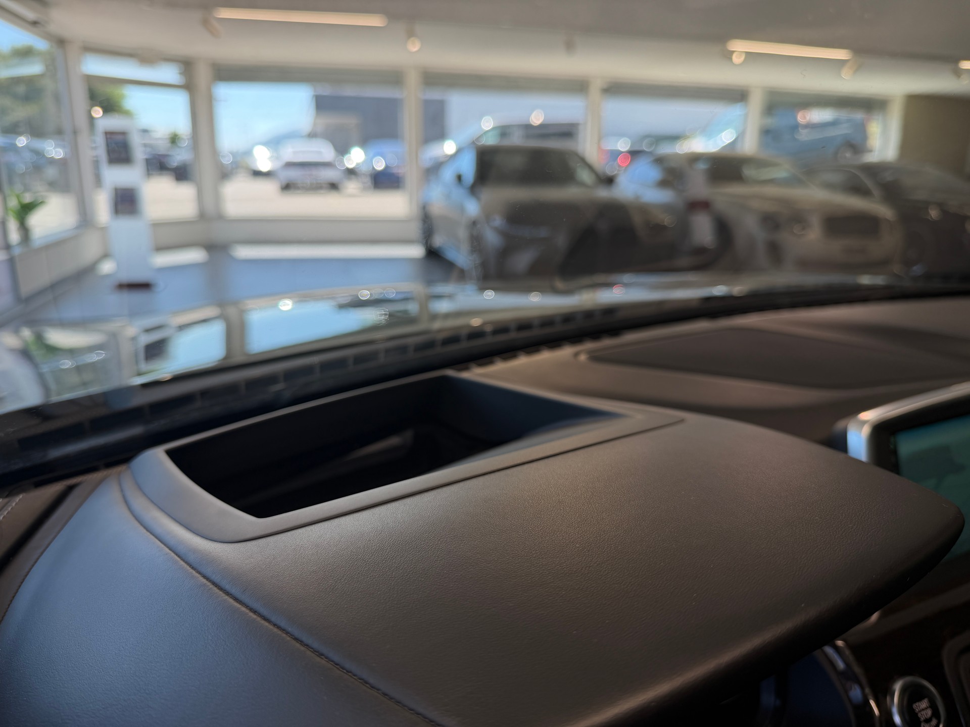 BMW 650i Gran Coupé xDrive-image-17
