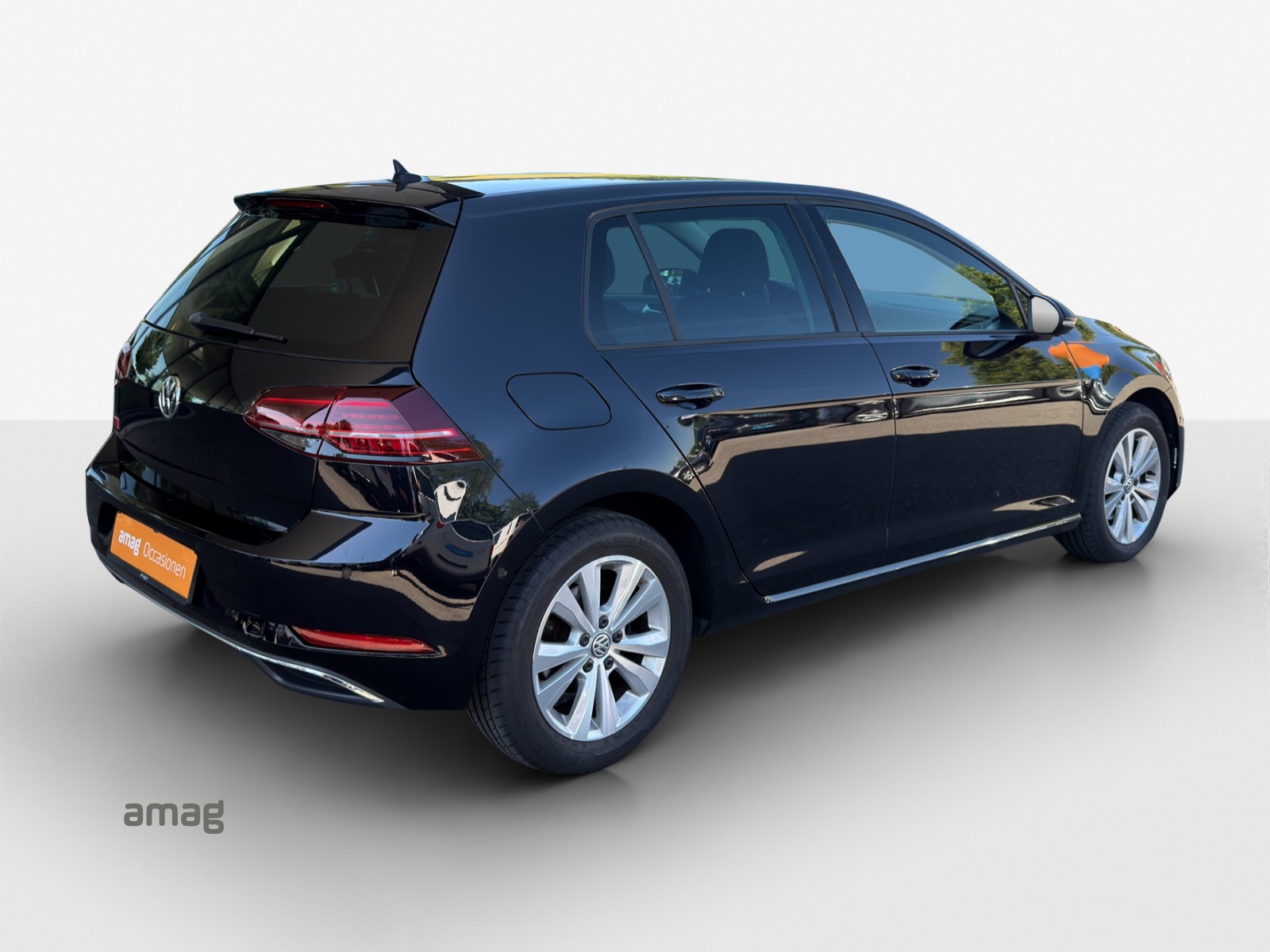 VW Golf 1.5 TSI EVO Edition 45-image-4