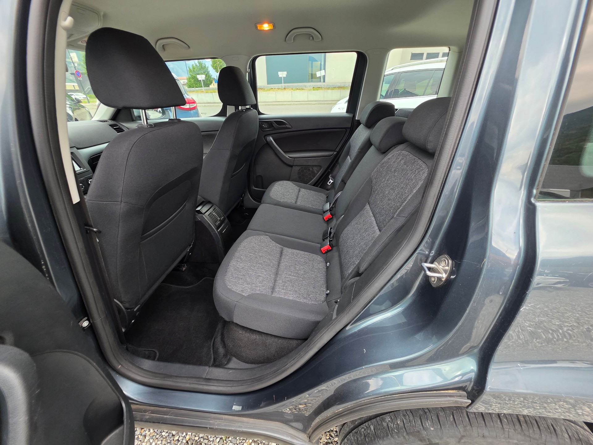 SKODA Yeti 1.4 TSI Ambition Outdoor 4x4-image-8