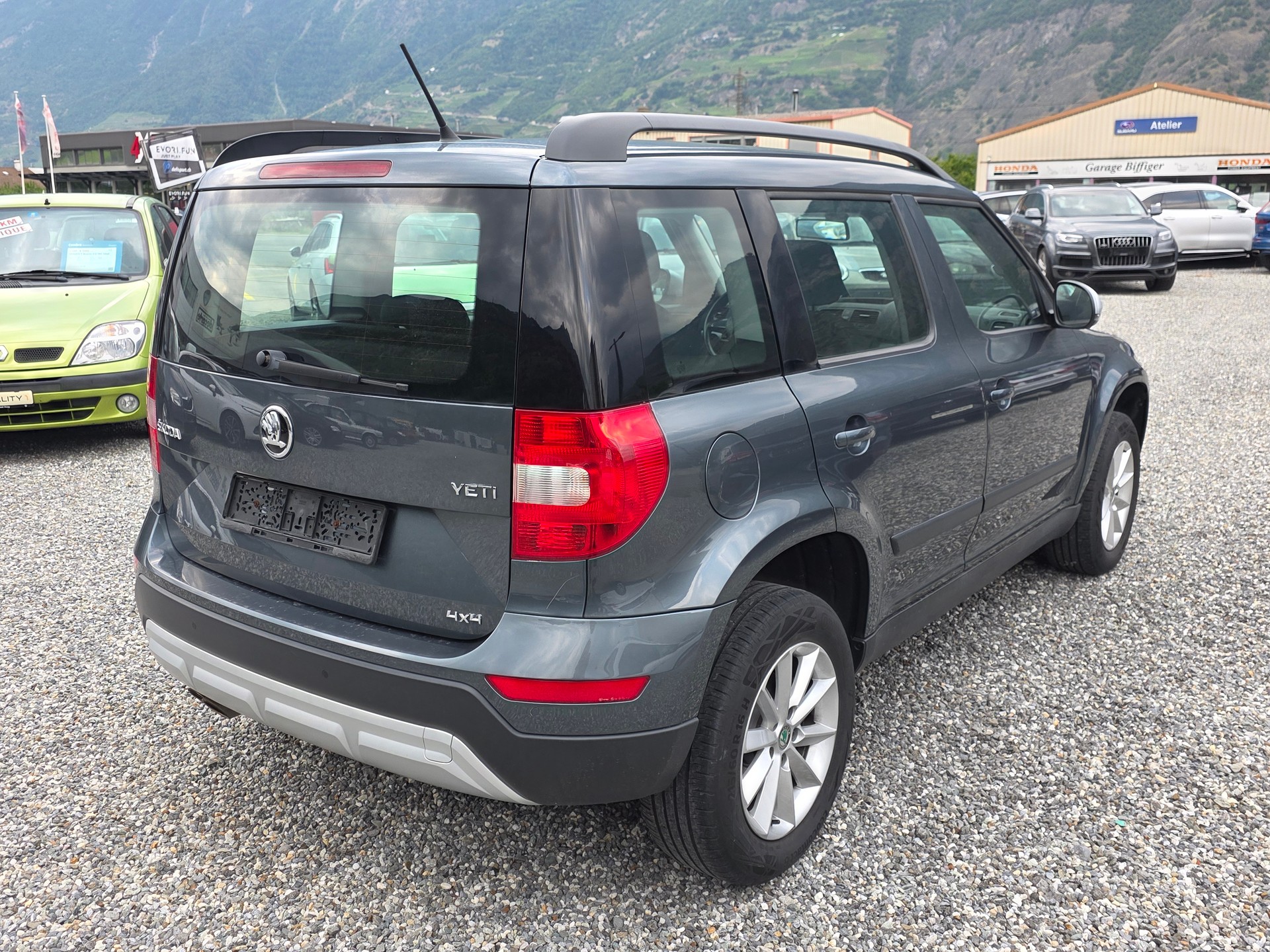 SKODA Yeti 1.4 TSI Ambition Outdoor 4x4-image-3