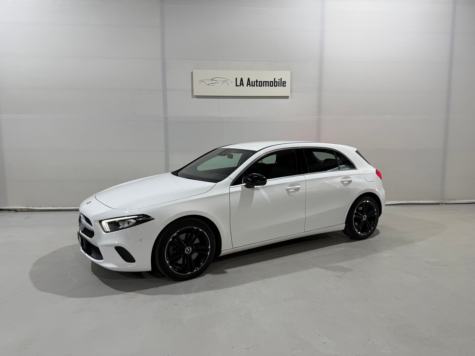 MERCEDES-BENZ A 250 4Matic Progressive 7G-DCT-image-1