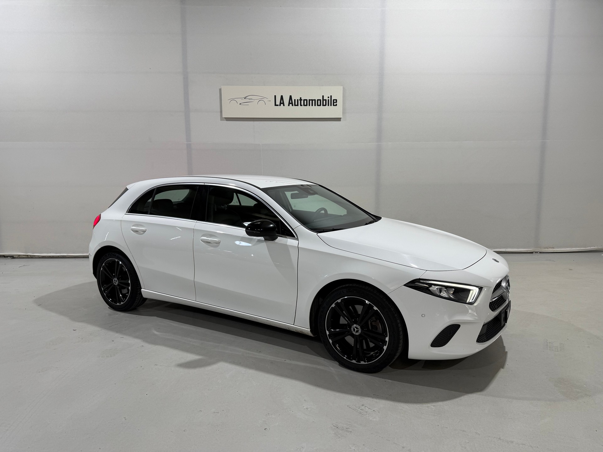 MERCEDES-BENZ A 250 4Matic Progressive 7G-DCT-image-5