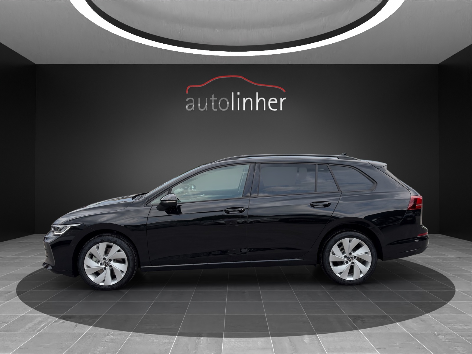 VW Golf Variant 2.0 TDI Business-image-1