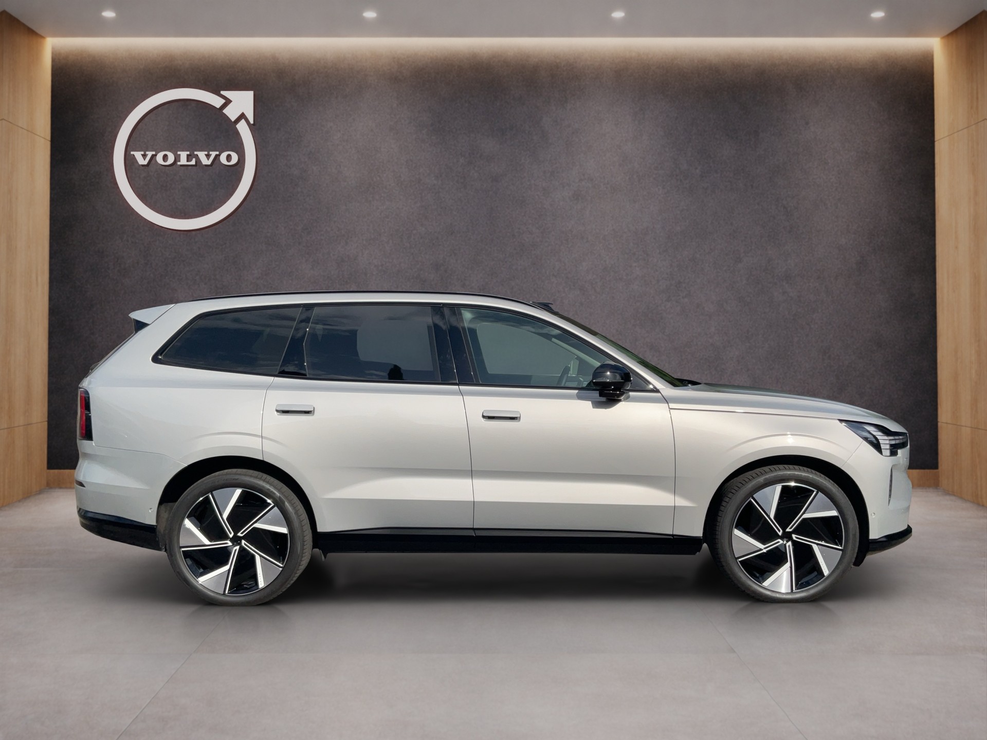VOLVO EX90 Twin Performance Ultra AWD-image-6