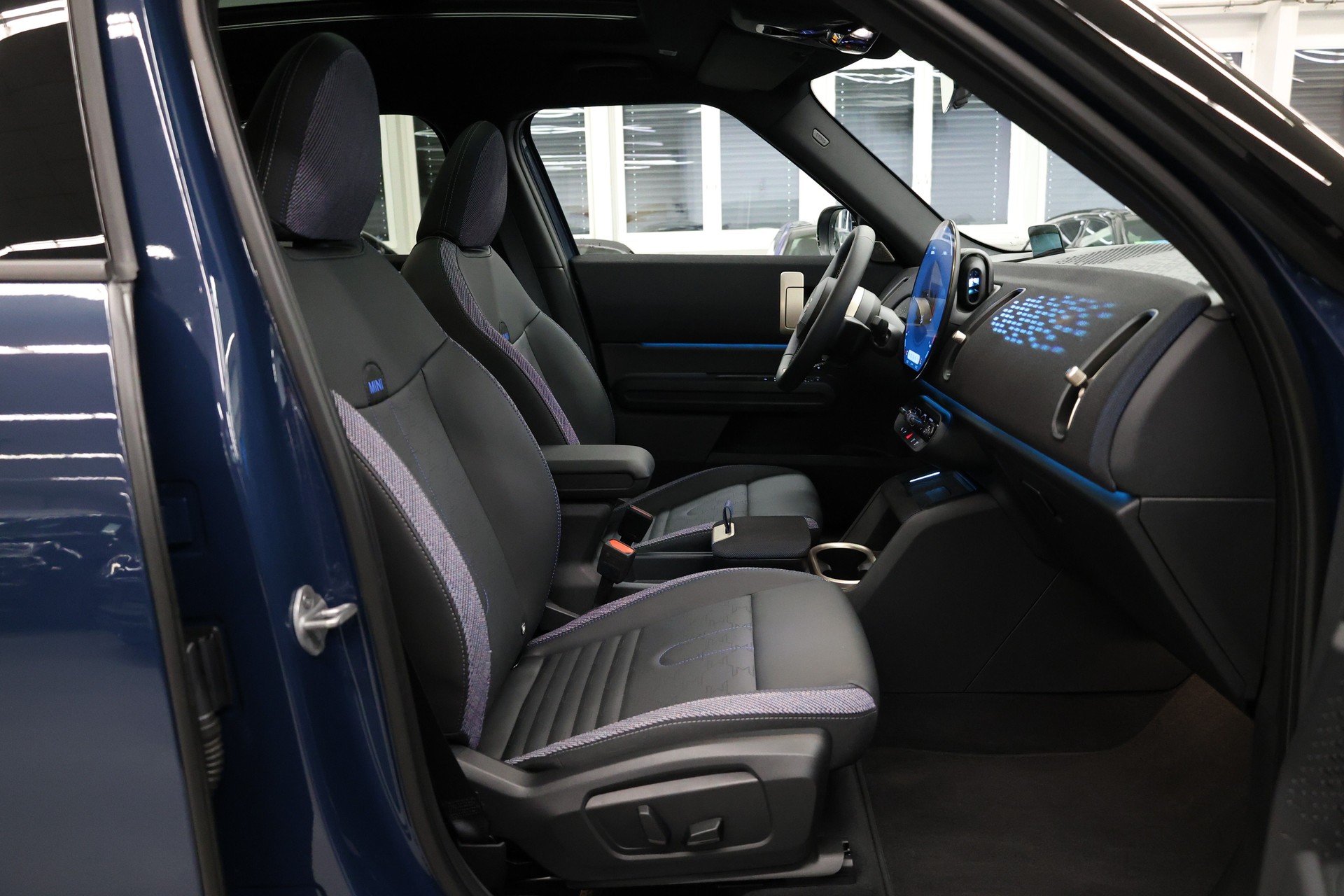 MINI Countryman U25 1.5i C-image-23